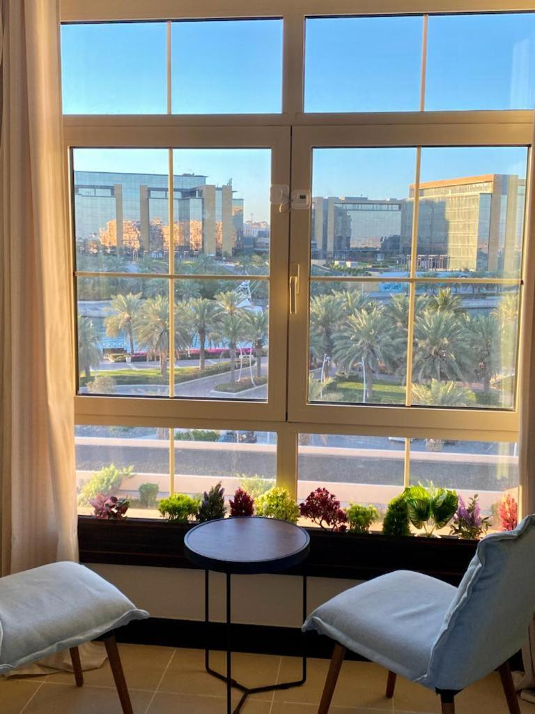 Marina Deluxe 2, family only view 3