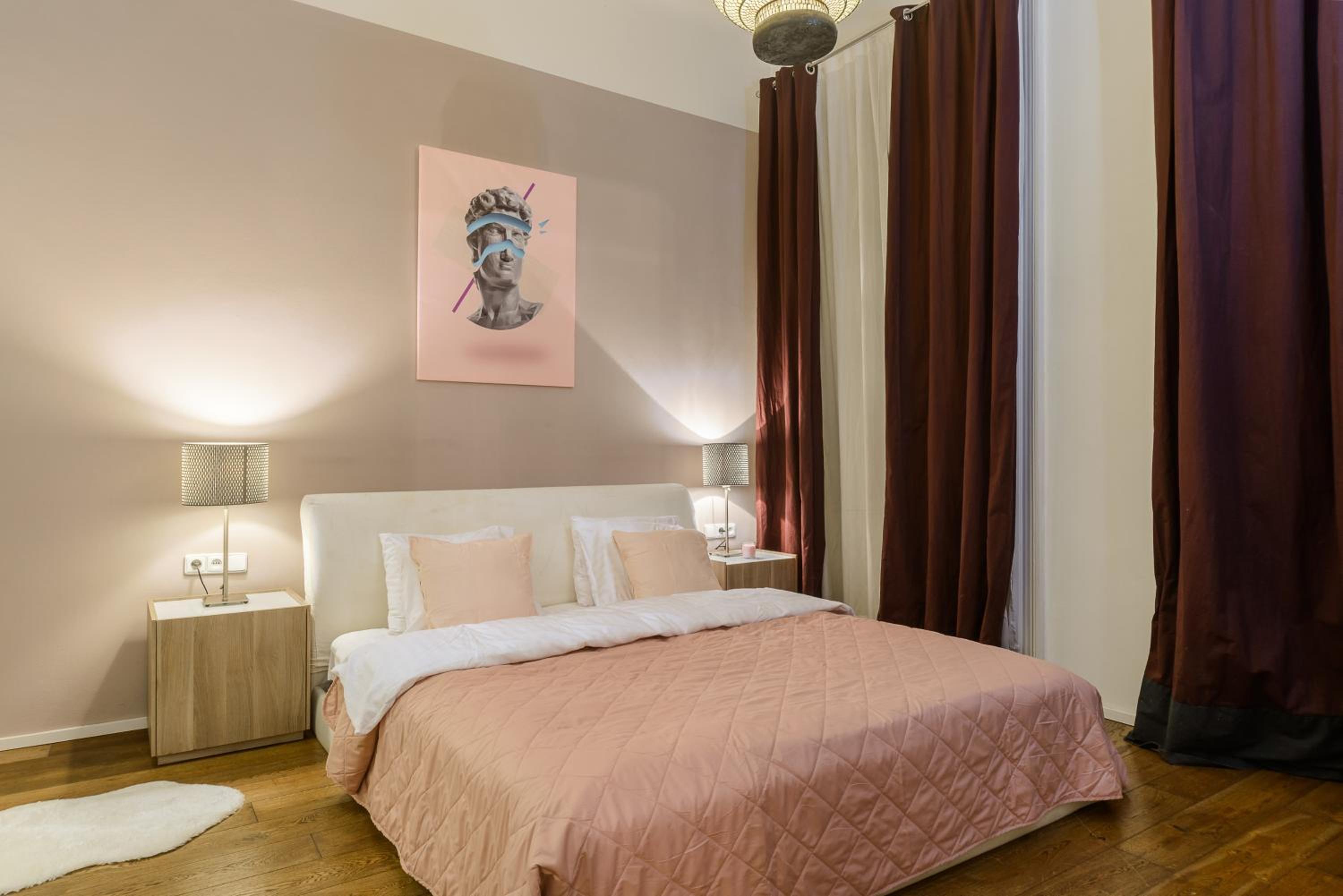 Spacious apartment near Wenceslas Square with master bed