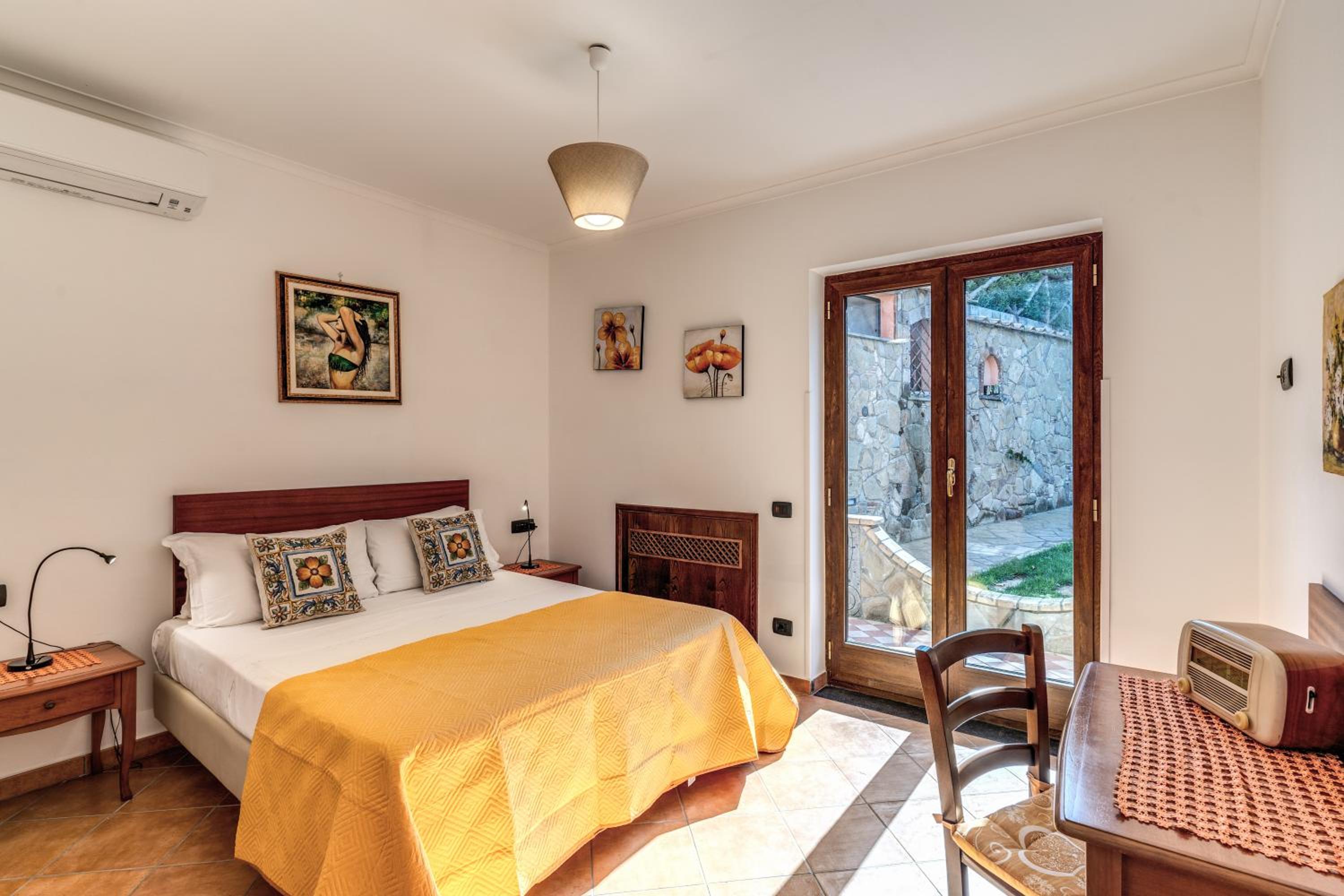 Villa Caruso with Private Pool