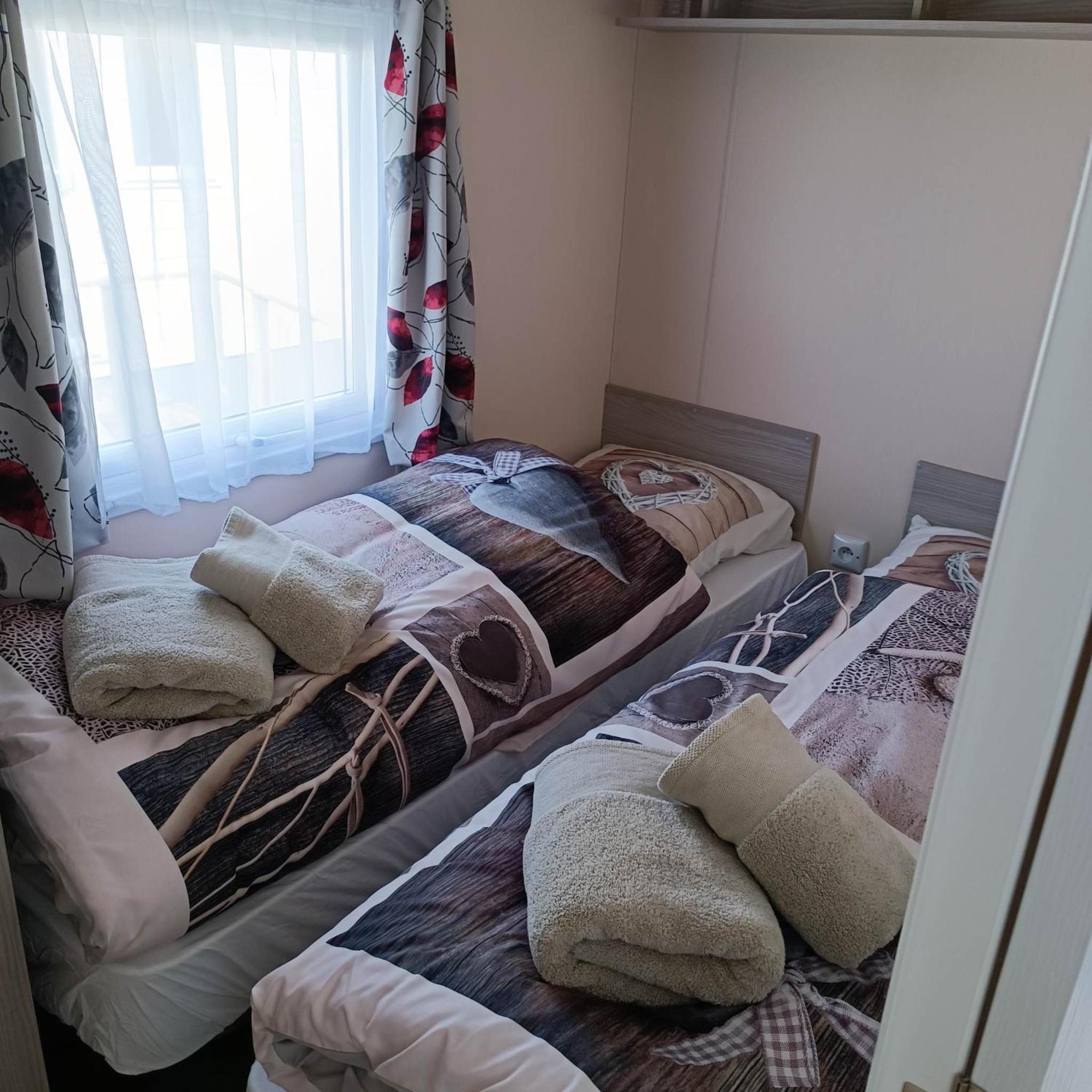 Caravan Aan Zee Arnani