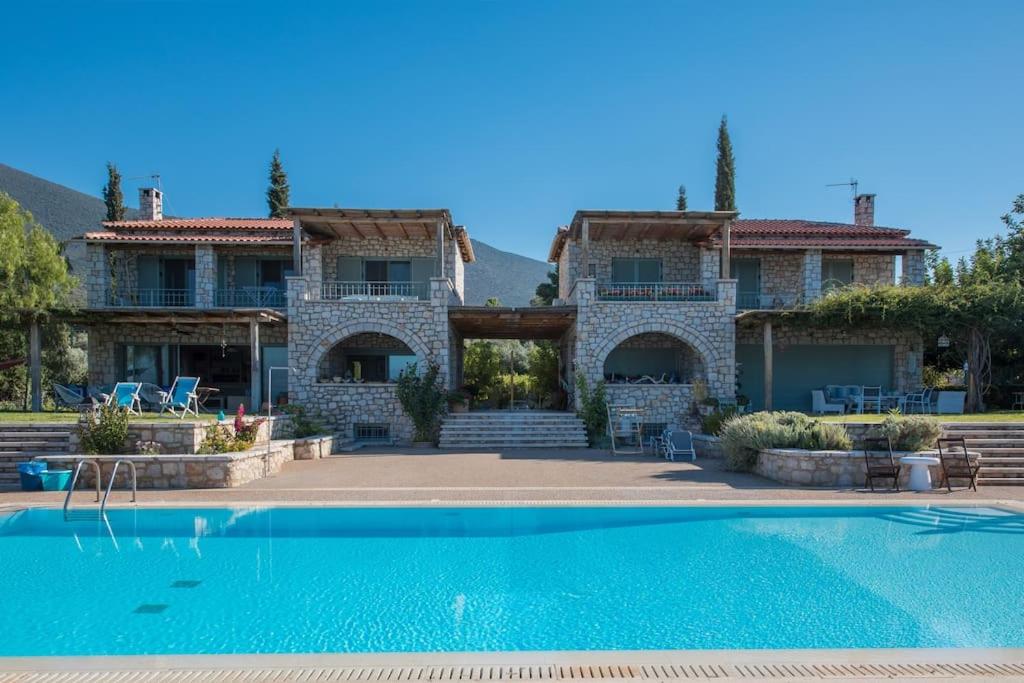 Villa Leon