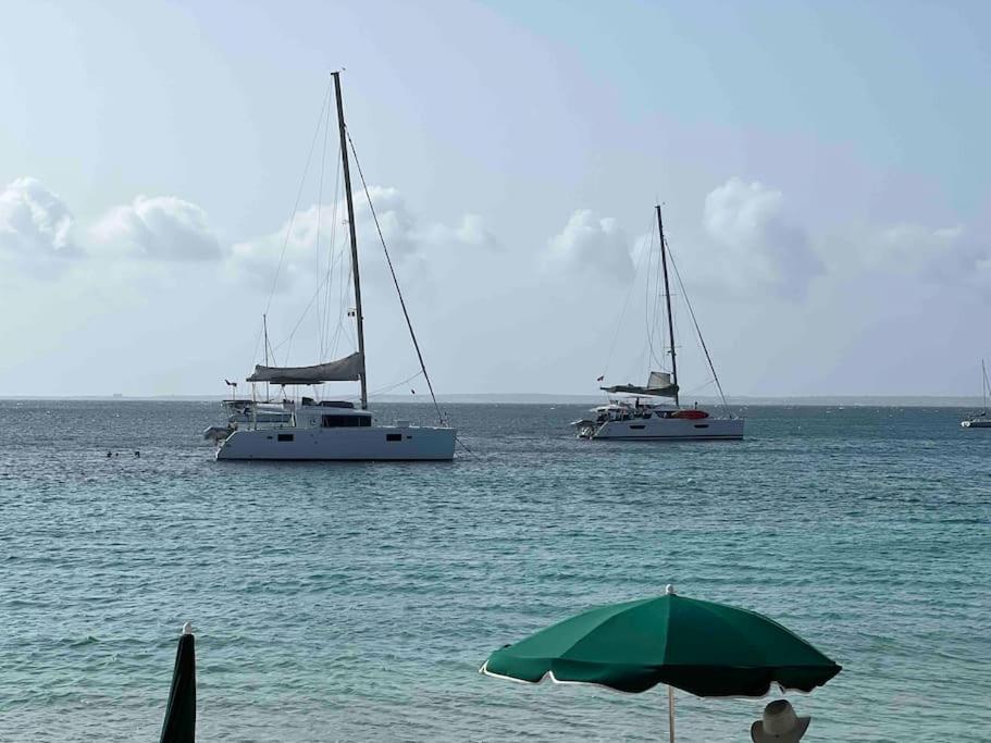 Ravinala - Luxurious unit by the beach view 4