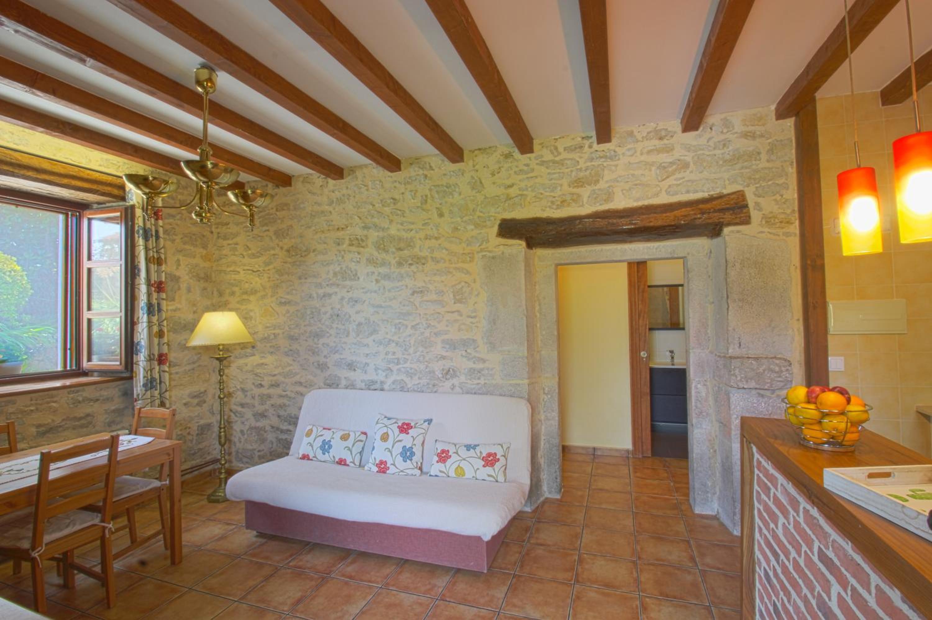 Apartamento La Ermita con jardín
