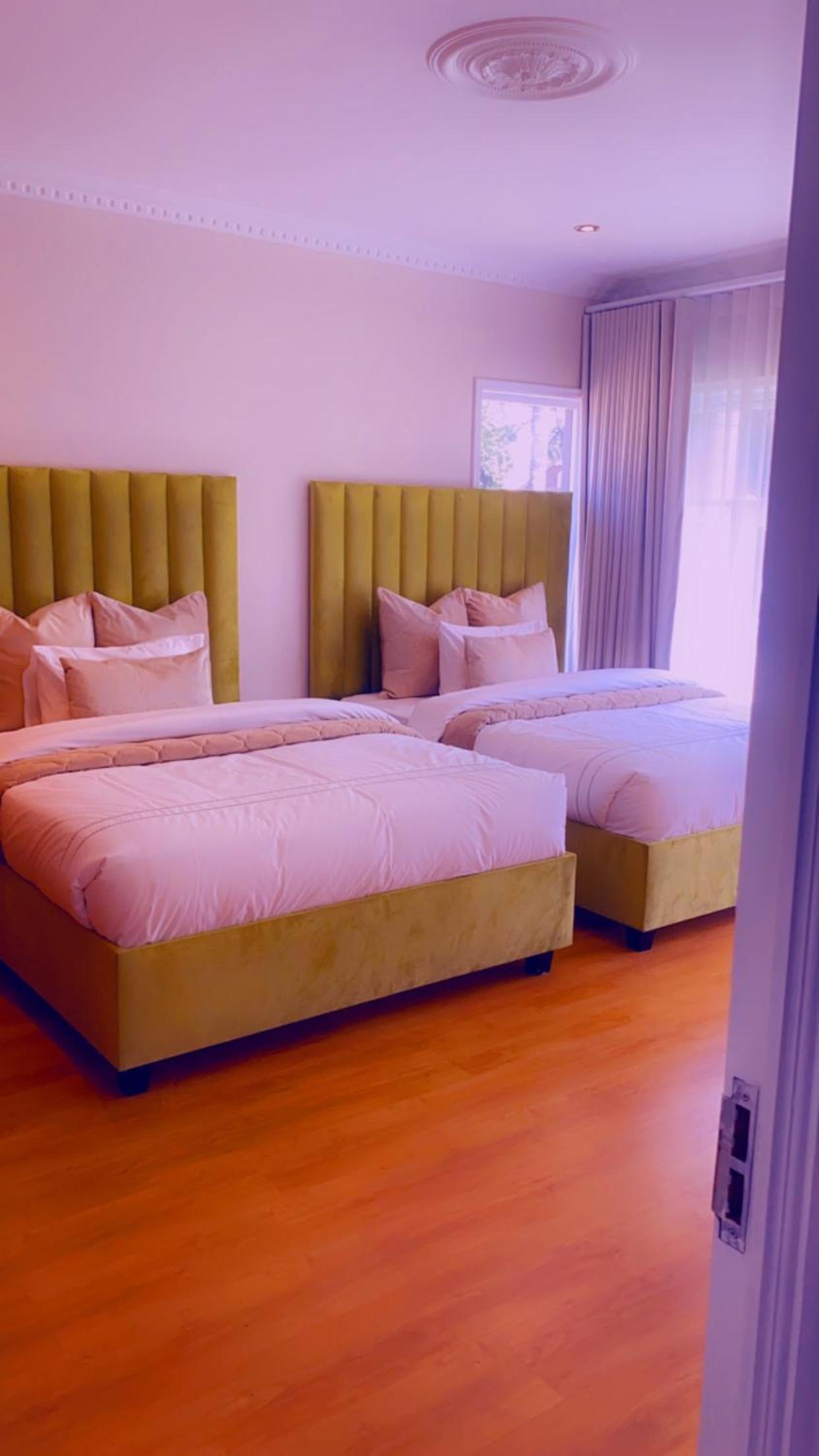 OR Tambo Airport Mansion ,Self Catering Holiday Home