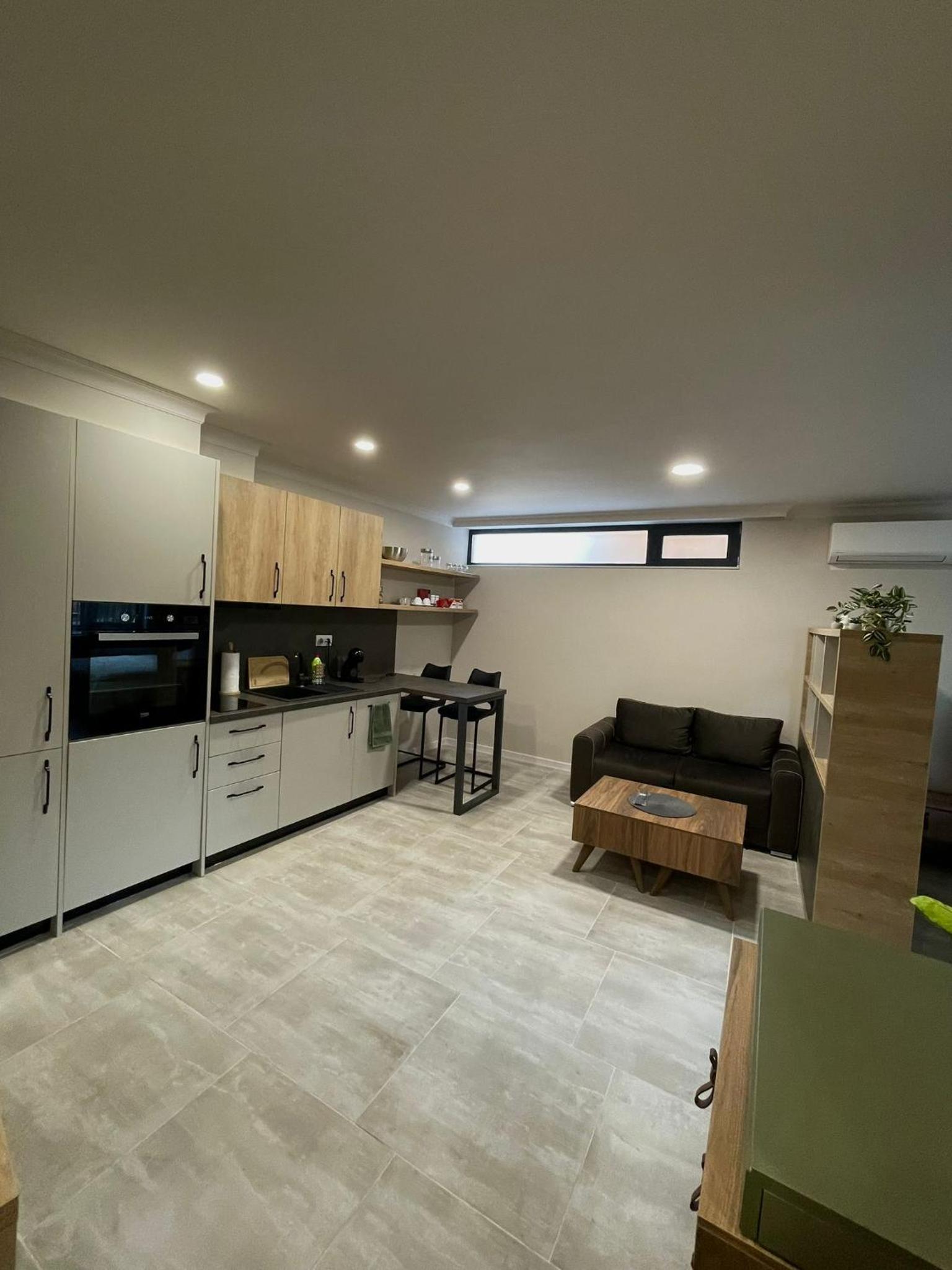 Greenview house