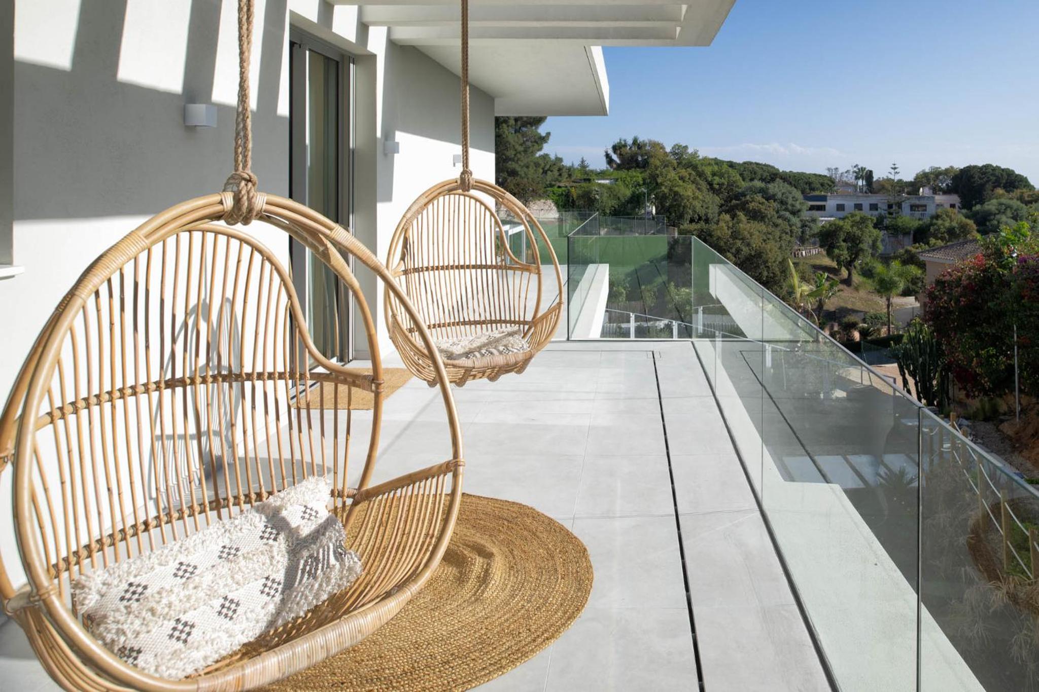 Luxury Villa Alma Pool, Garden & Parking