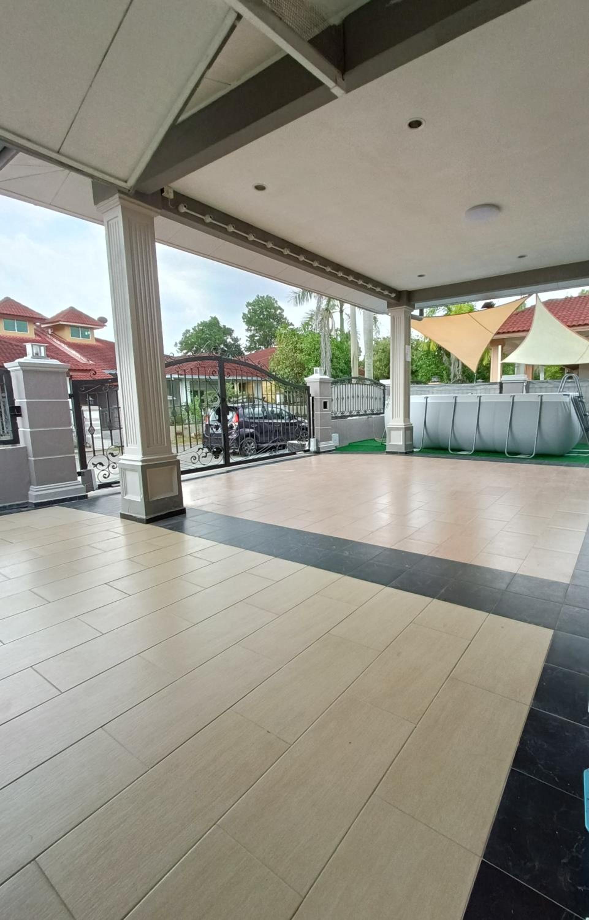 Melaka Homestay with pool 4BR Semi-D,BBQ,KTV,Billiard 15pax DeStarryVilla view 2