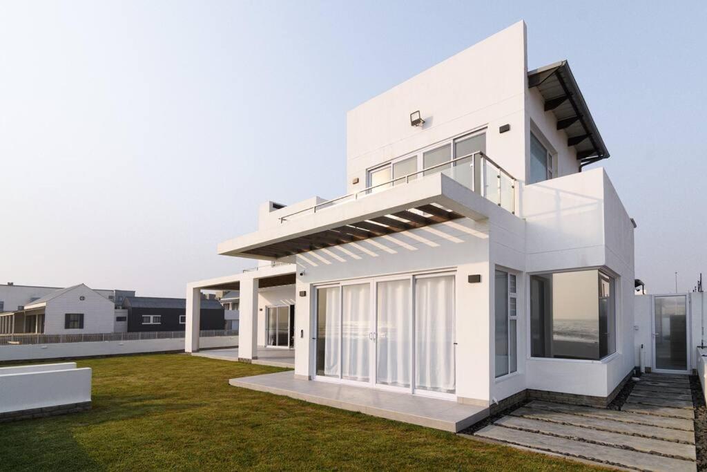 Beachfront Villa