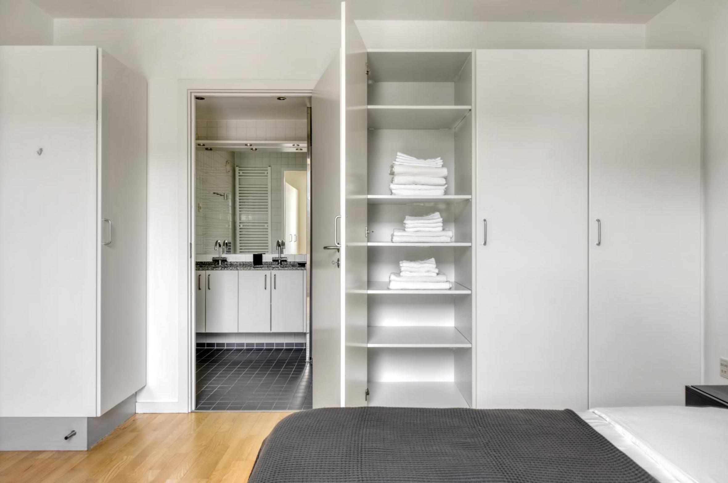 Amazing Two Bedroom Apartment in Urban Area