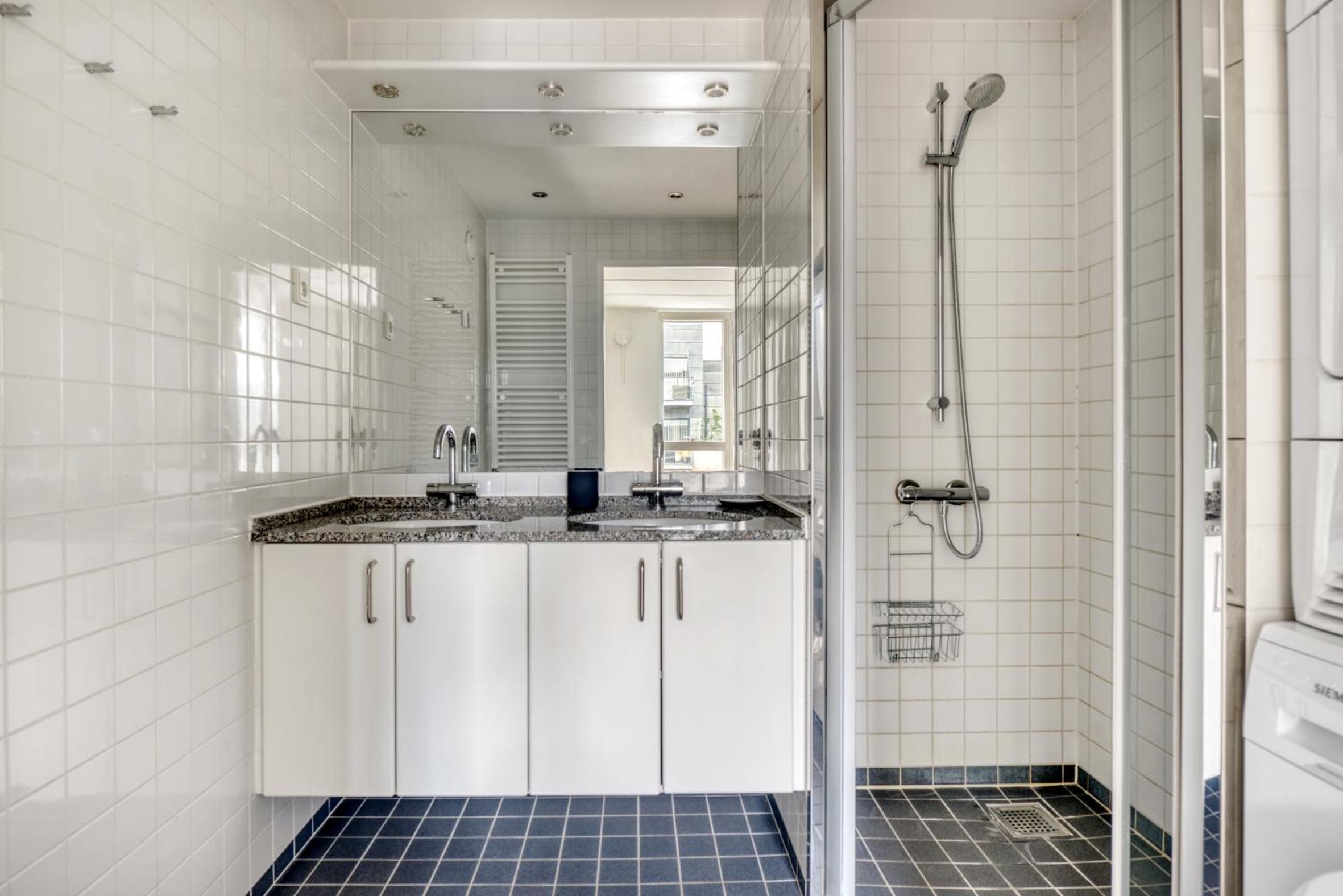 Amazing Two Bedroom Apartment in Urban Area