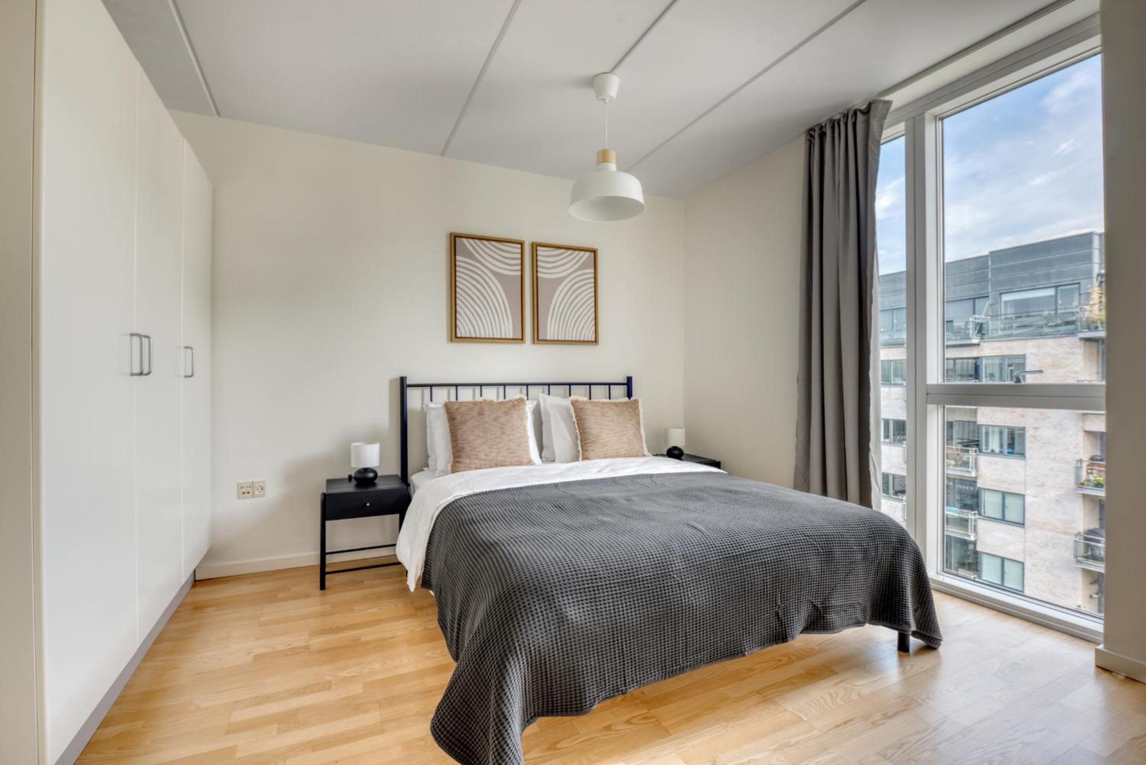 Amazing Two Bedroom Apartment in Urban Area