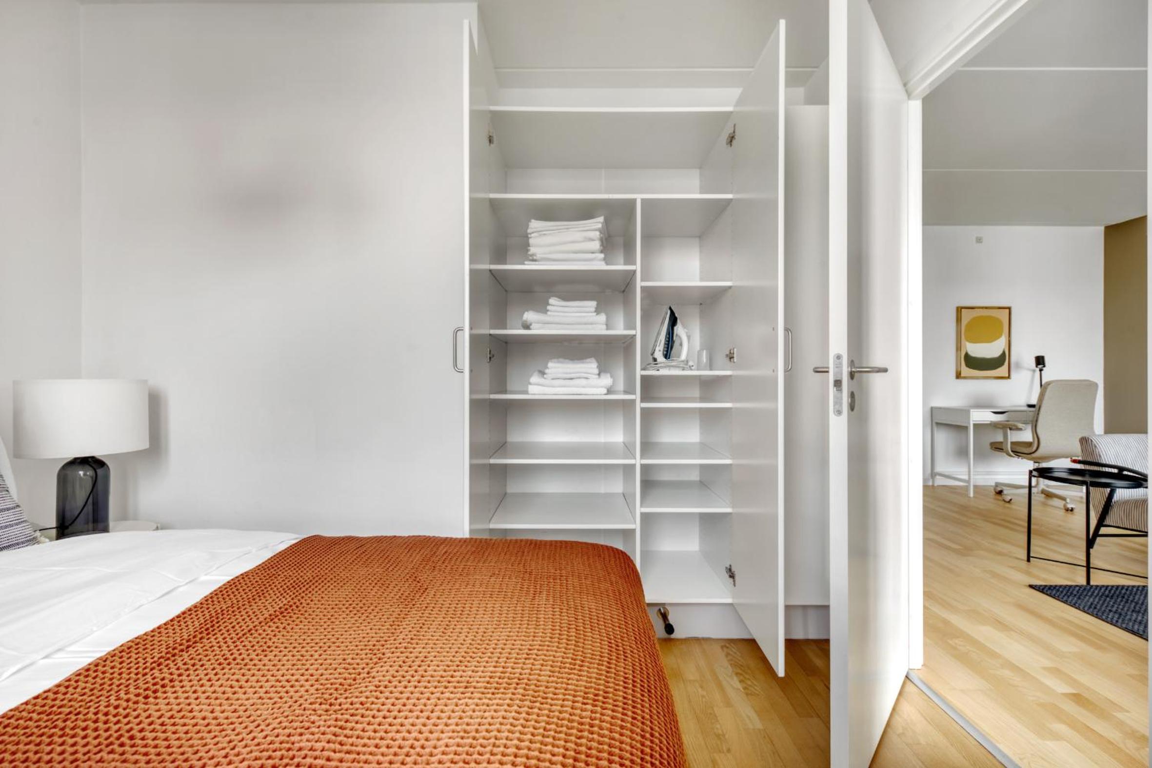 Amazing Two Bedroom Apartment in Urban Area