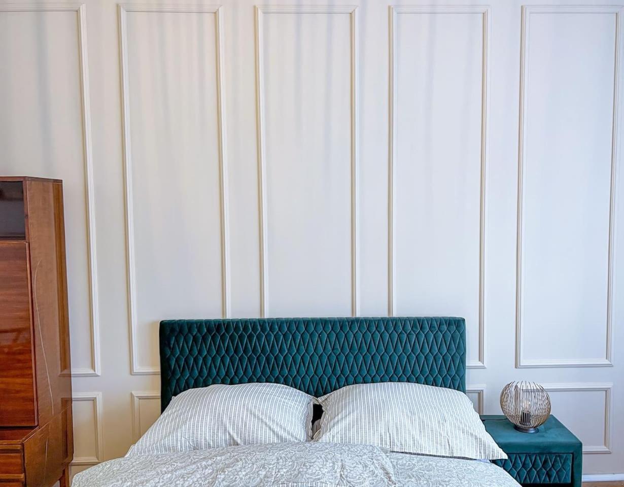 96m2 of comfort and style: 4BD apartment in Old town view 4