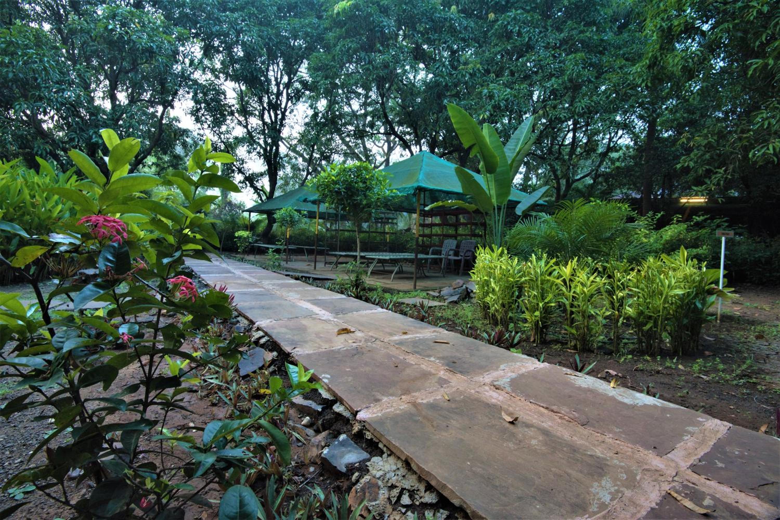Srushti Farms Resort