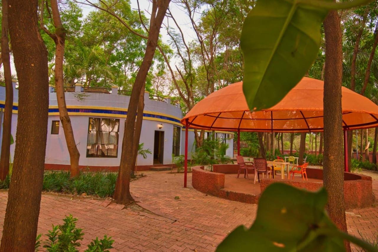 Srushti Farms Resort