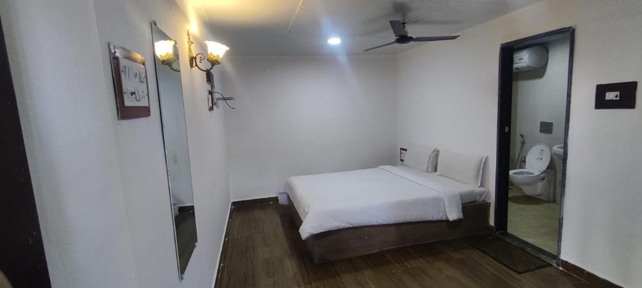 Srushti Farms Resort