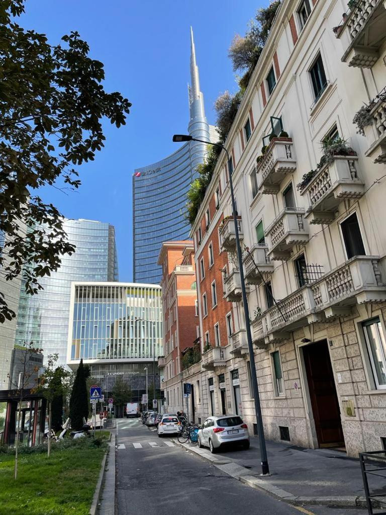 REGINA by The Blue Twins apartments Milano — Milan