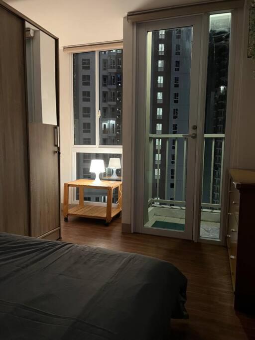 Cozy Tokyo Riverside Apartment