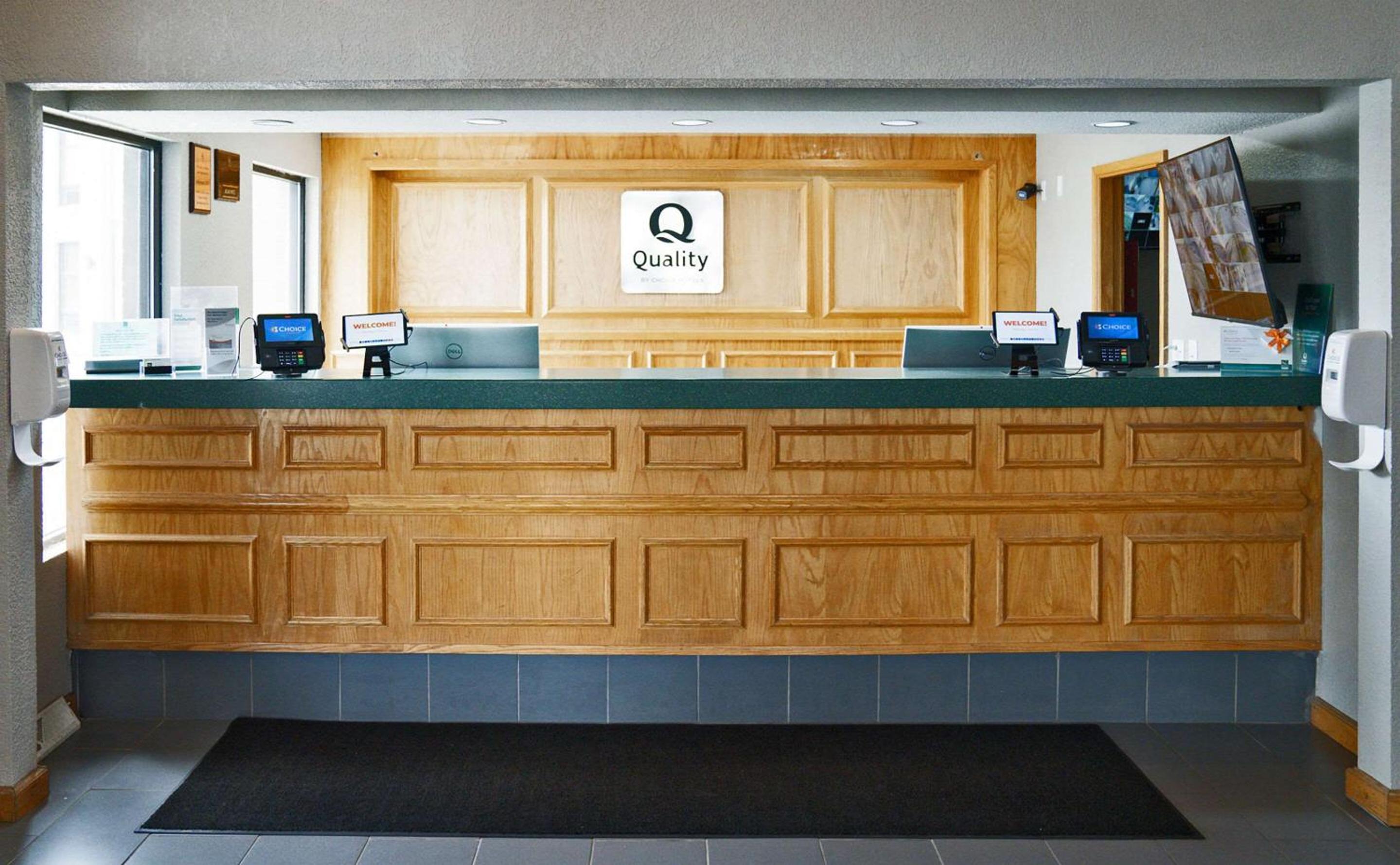 Quality Inn Seymour I-65 view 2
