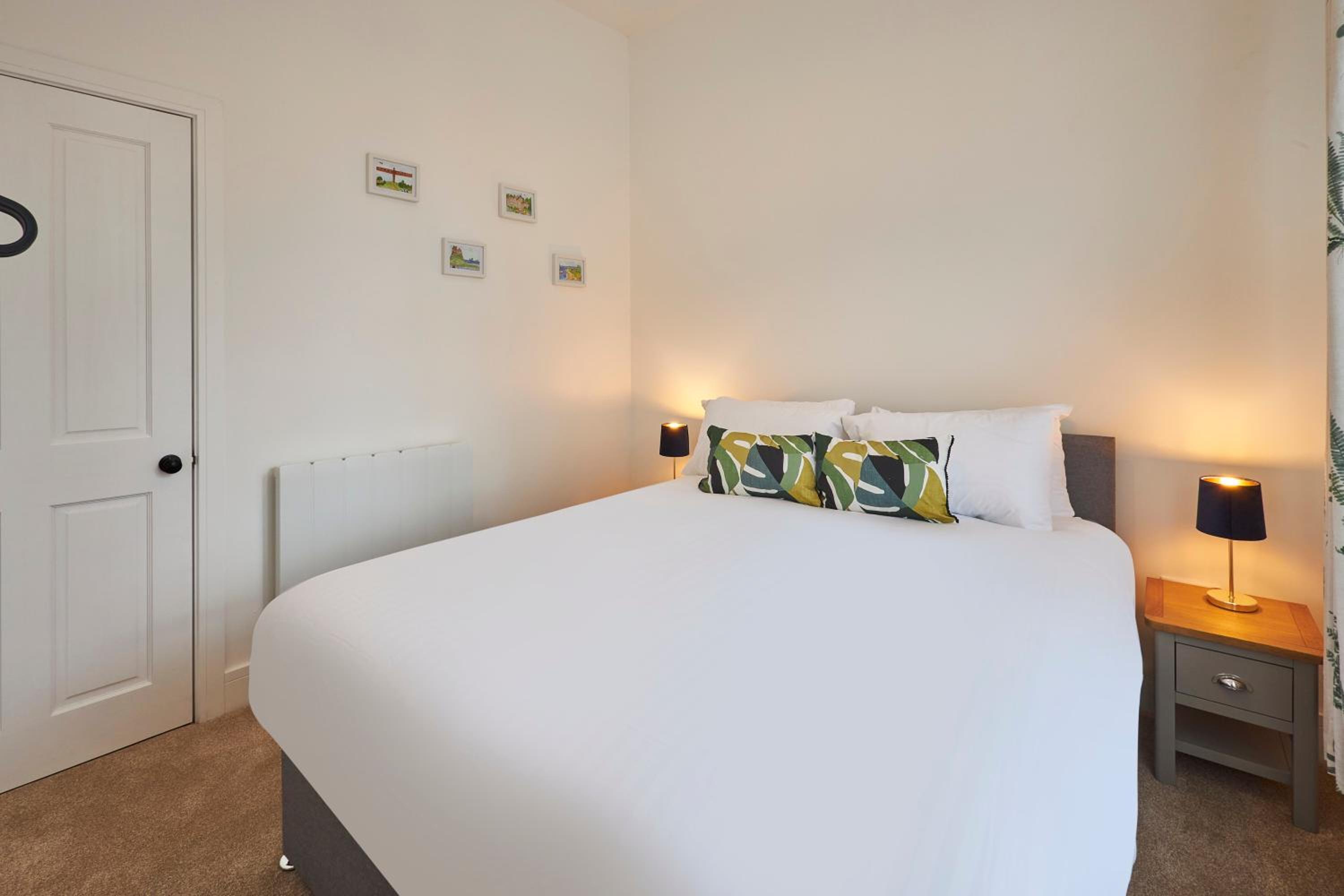 Host & Stay - Main Street Apartments view 2