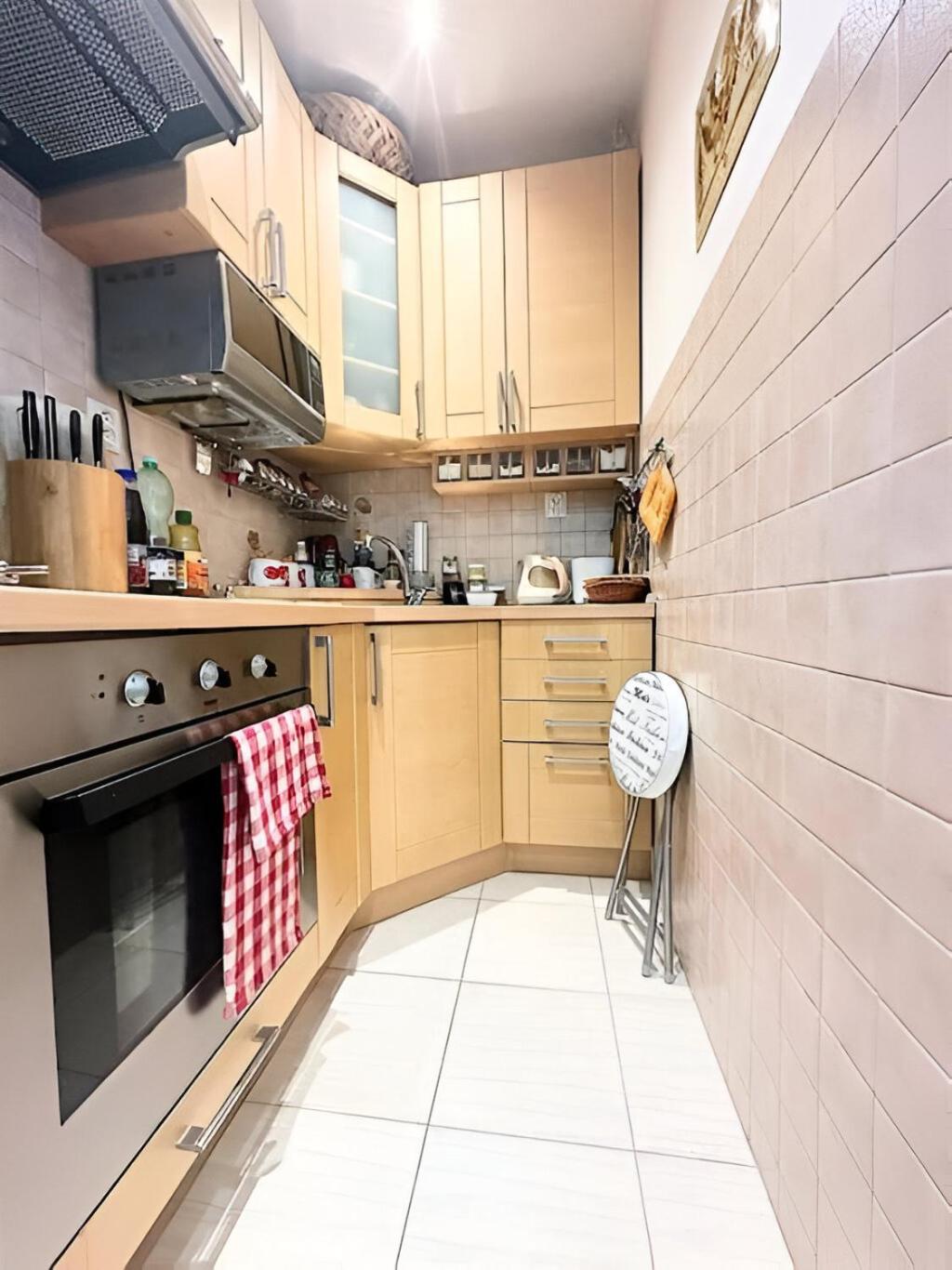 Blue apartment in City Center, Best location view 2