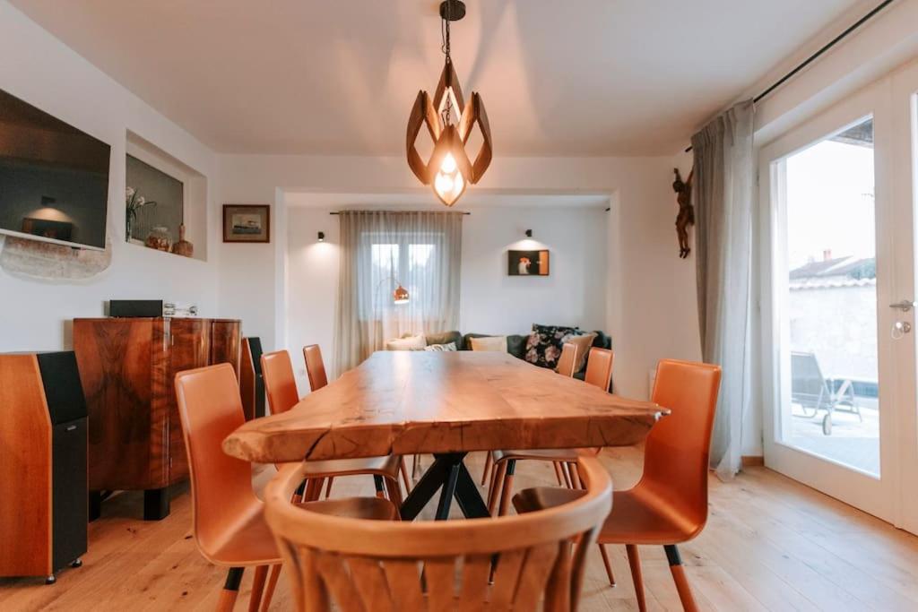 Butique Villa Beatrice view 3
