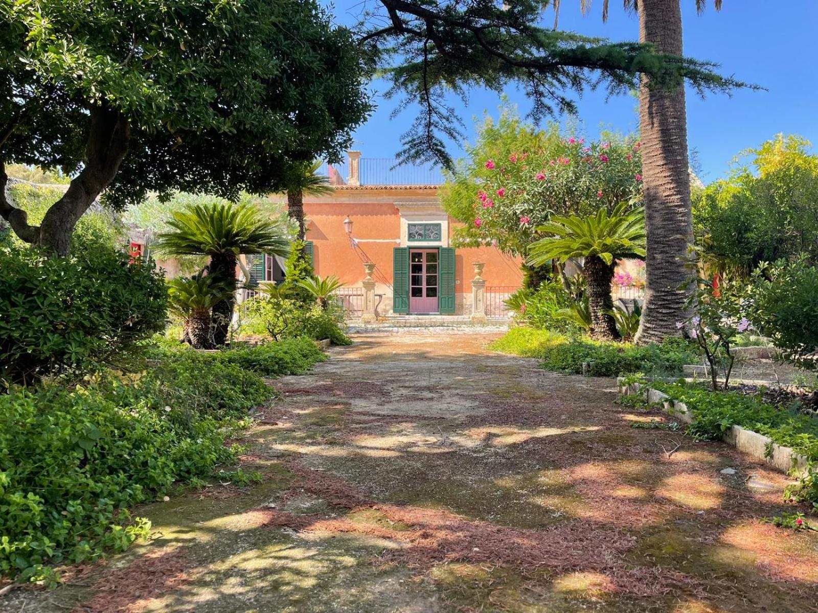 Villa Gorgodaino