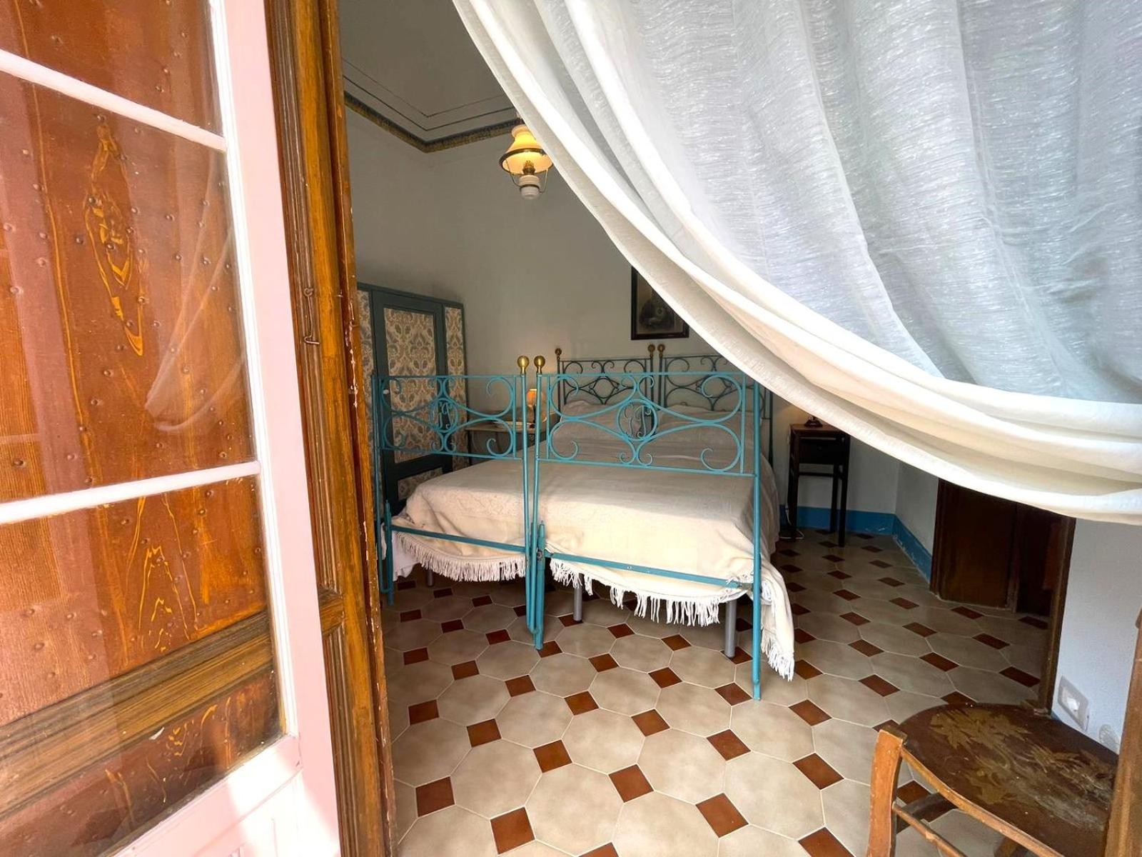 Villa Gorgodaino