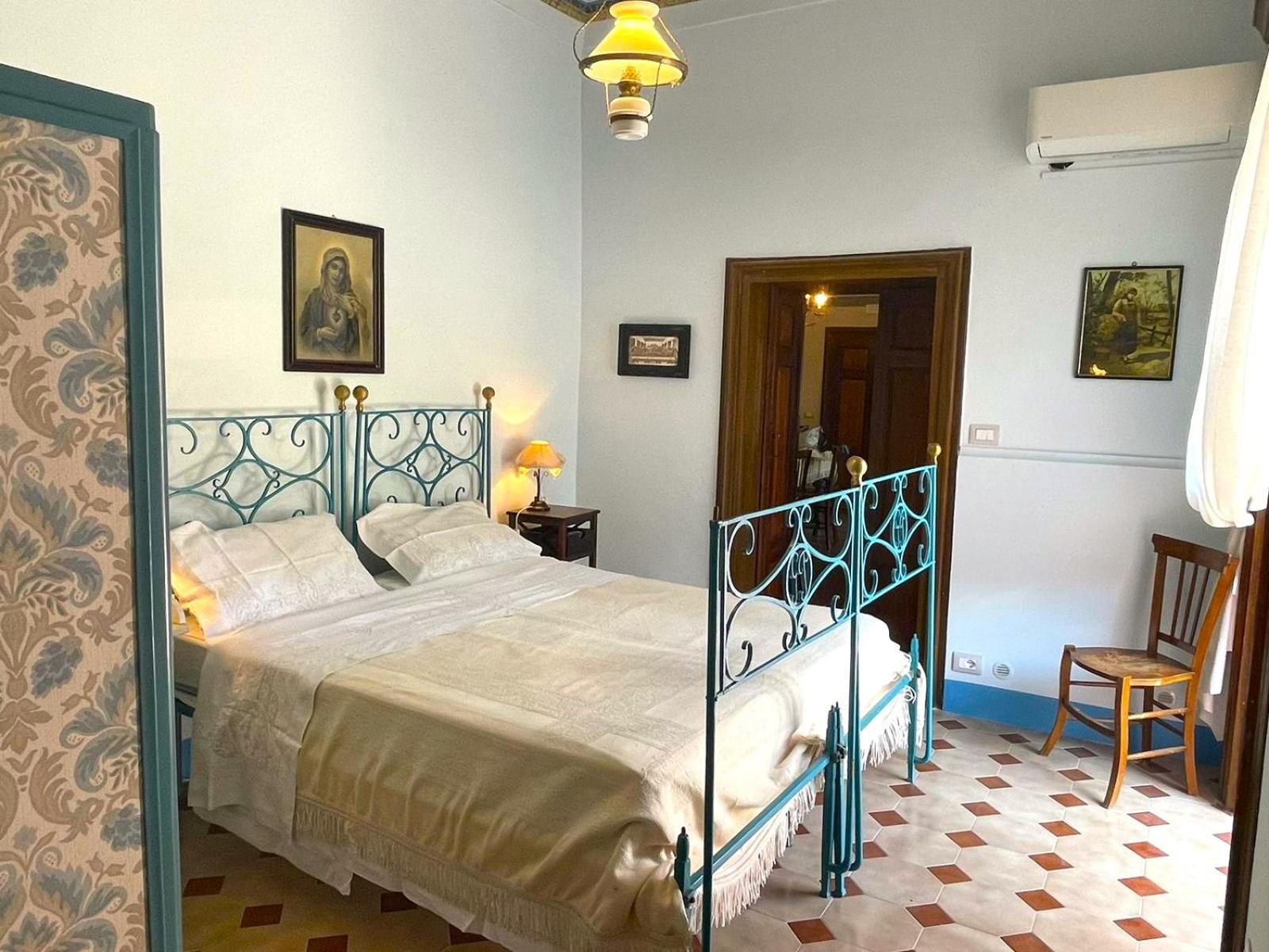 Villa Gorgodaino