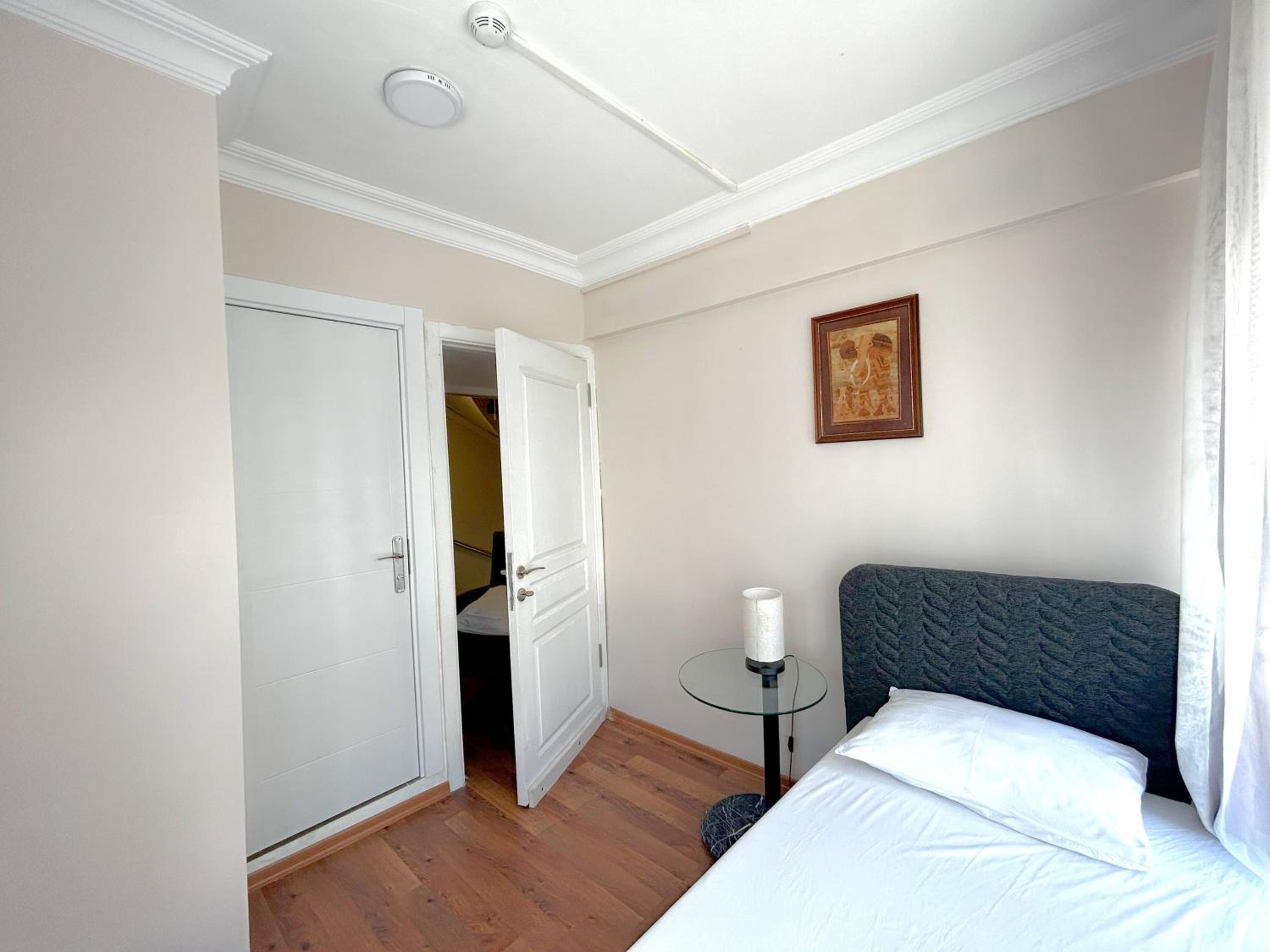 Meydan Pansiyon Uskudar - Image 6