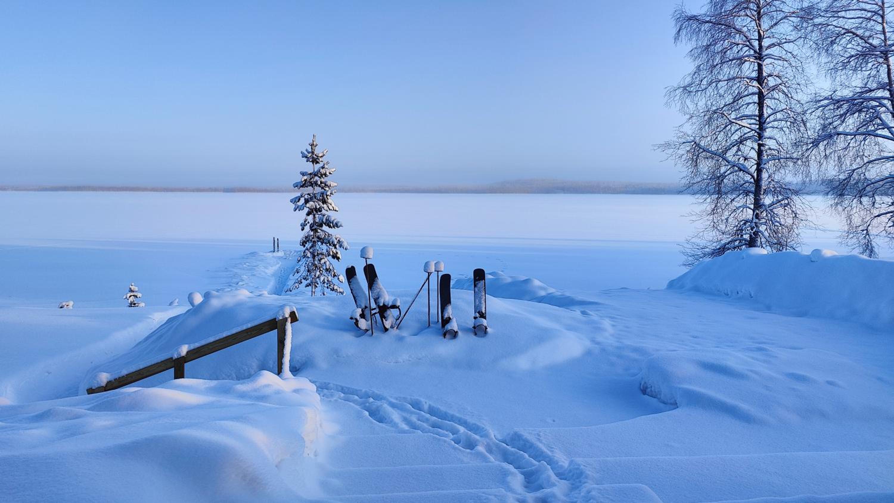 Arctic Aurora Hideaway