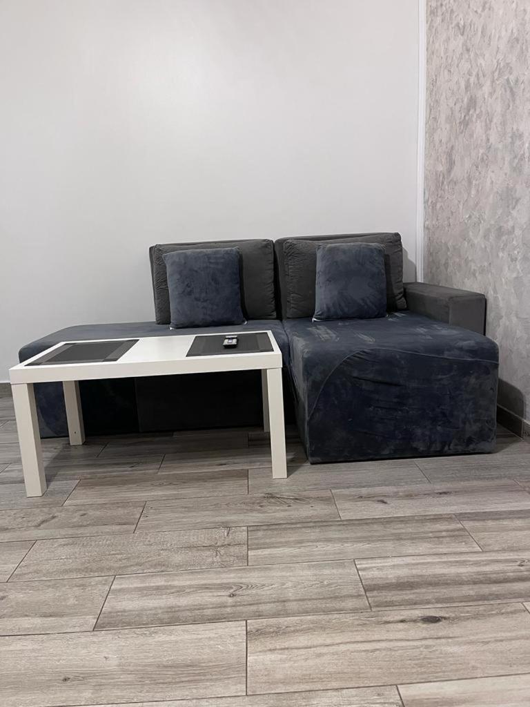 MODERN & ELEGANT Apartament view 3