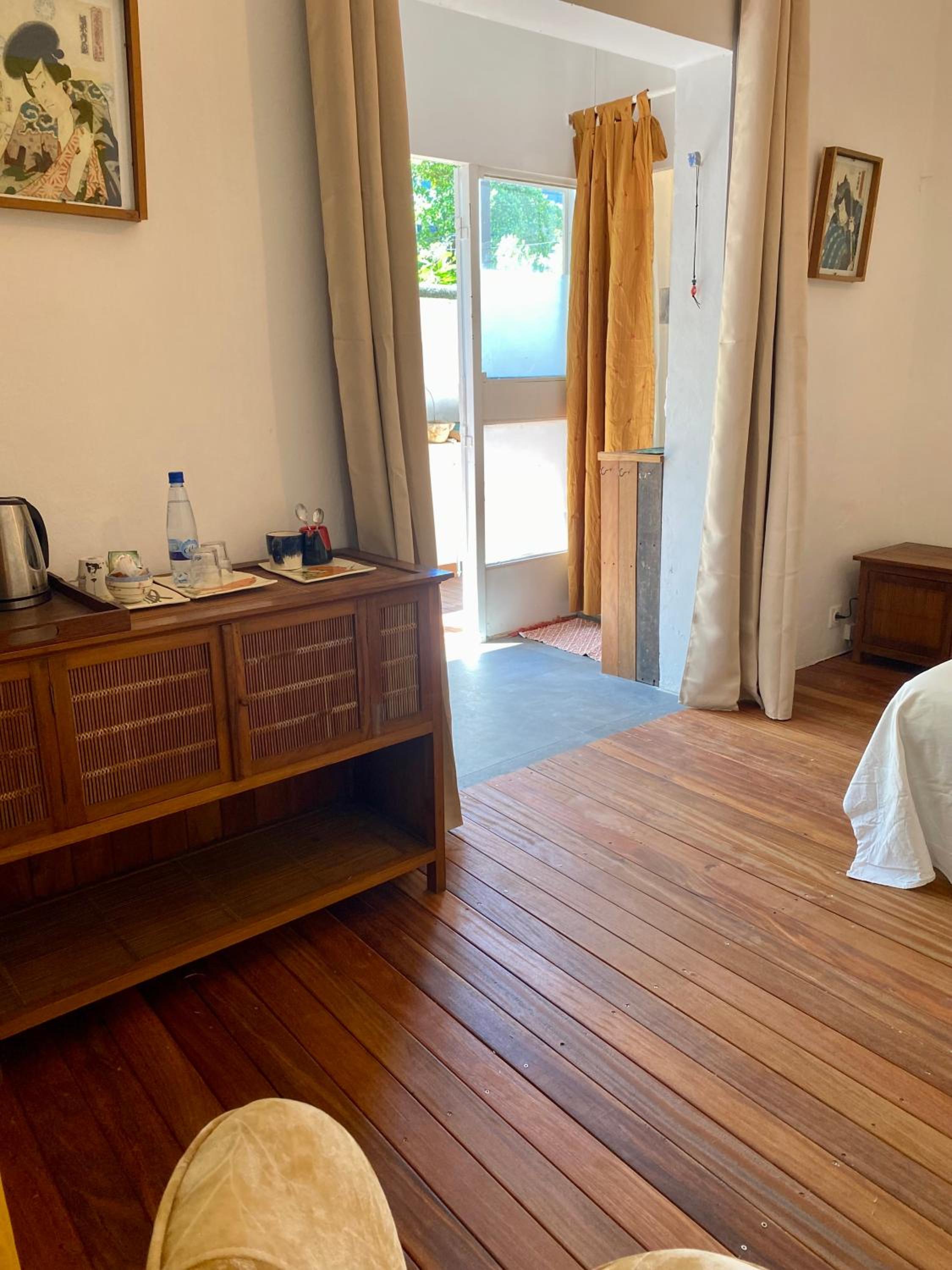 L’Atelier room view 2