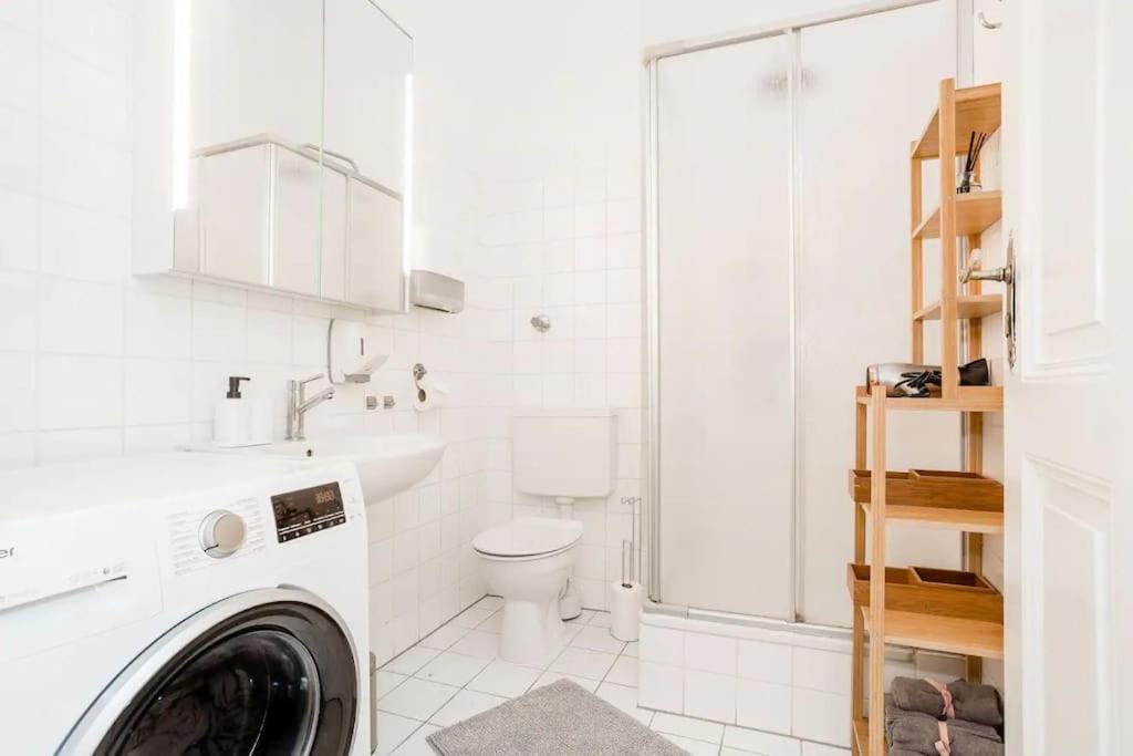 Newly furnished apartment for up to 6 people