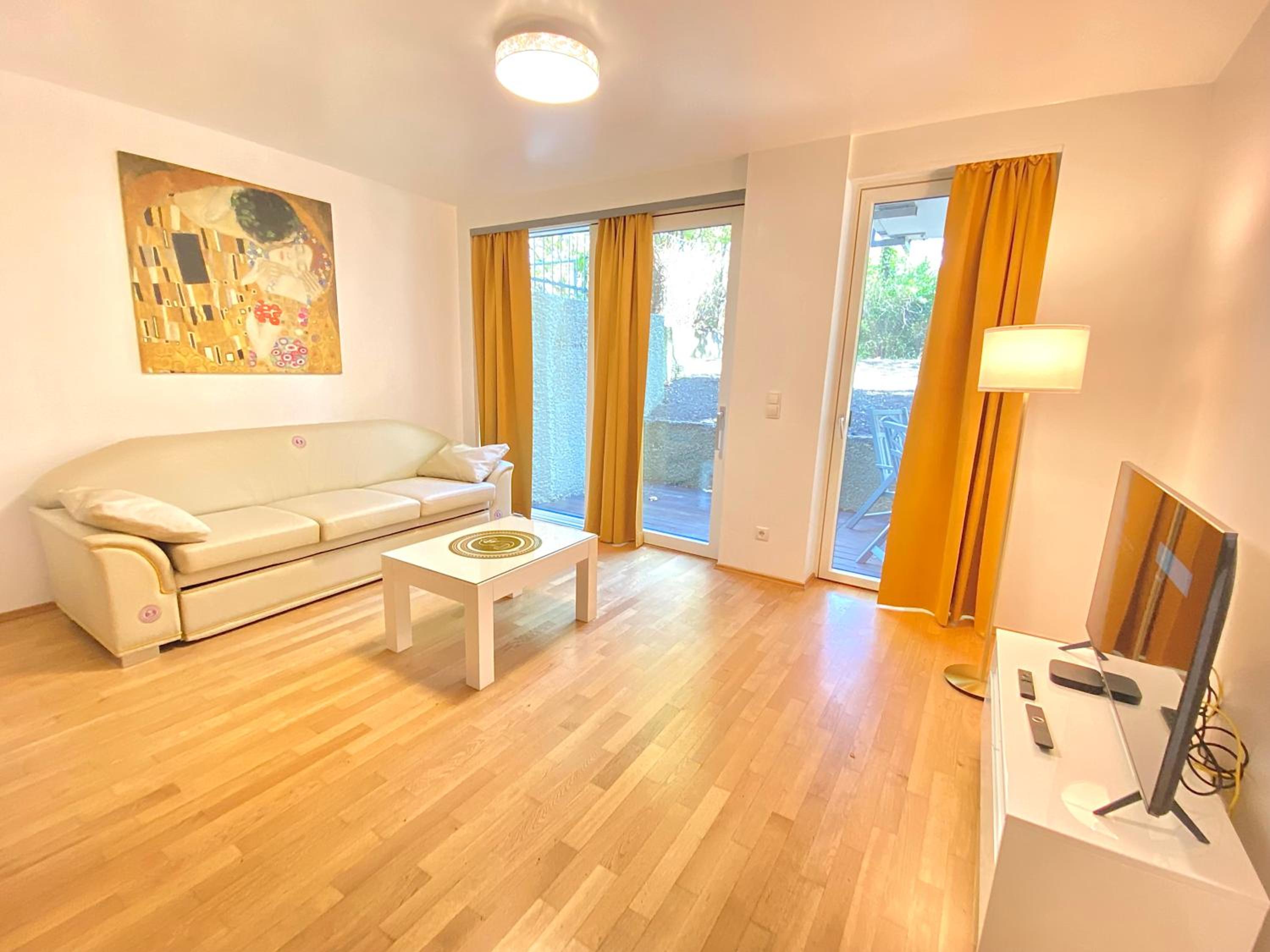 Pelikan Apartments