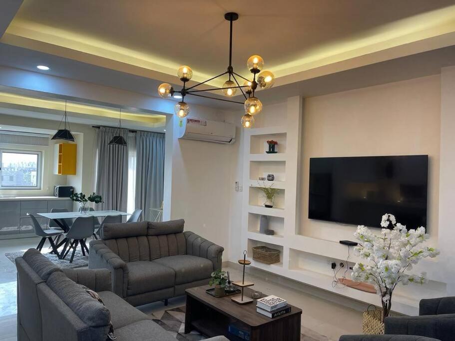 Modern 2 bedroom apartment in Sakumono-Tema Beach Rd, Accra-Ghana view 4