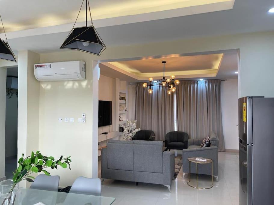 Modern 2 bedroom apartment in Sakumono-Tema Beach Rd, Accra-Ghana view 5