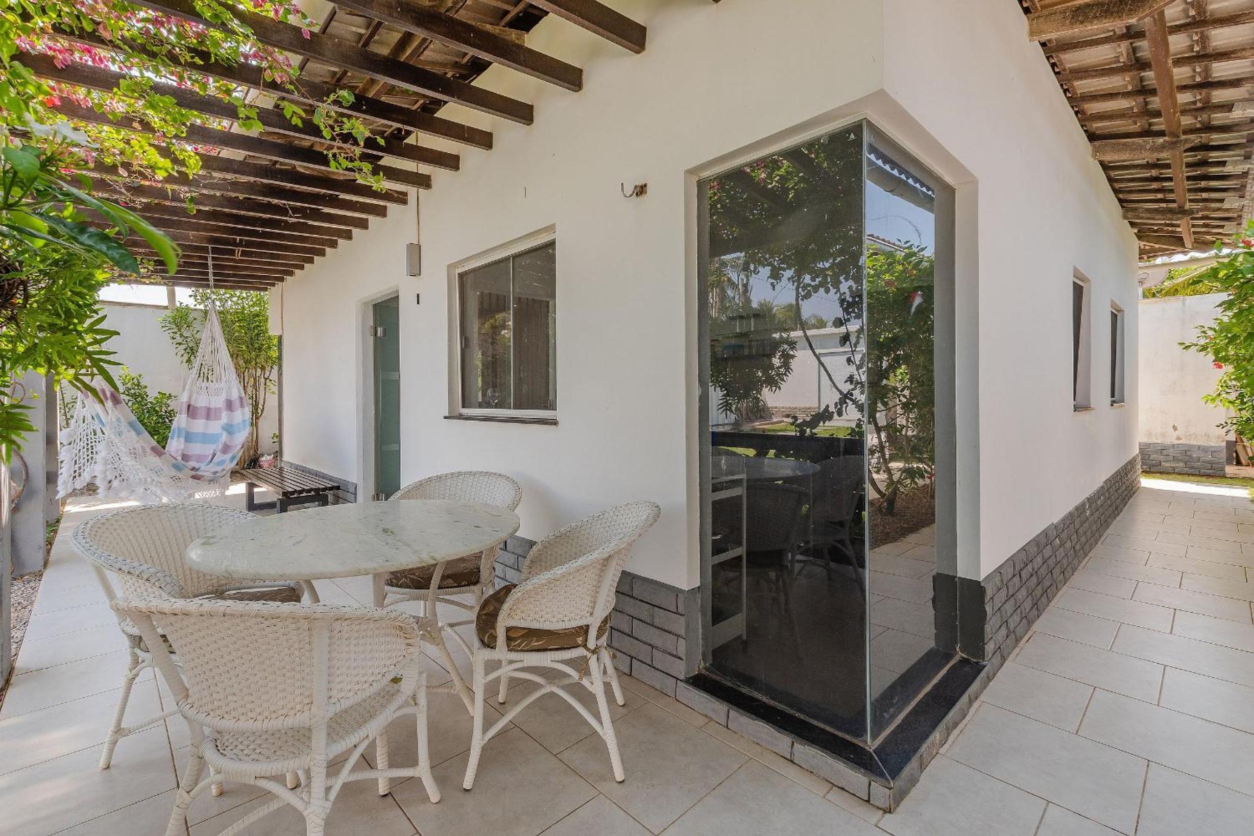 Casa Com Piscina em Porto das Dunas by Carpediem