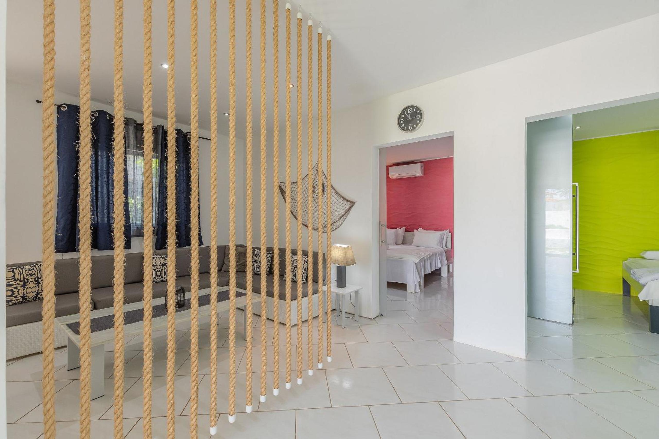 Casa Com Piscina em Porto das Dunas by Carpediem