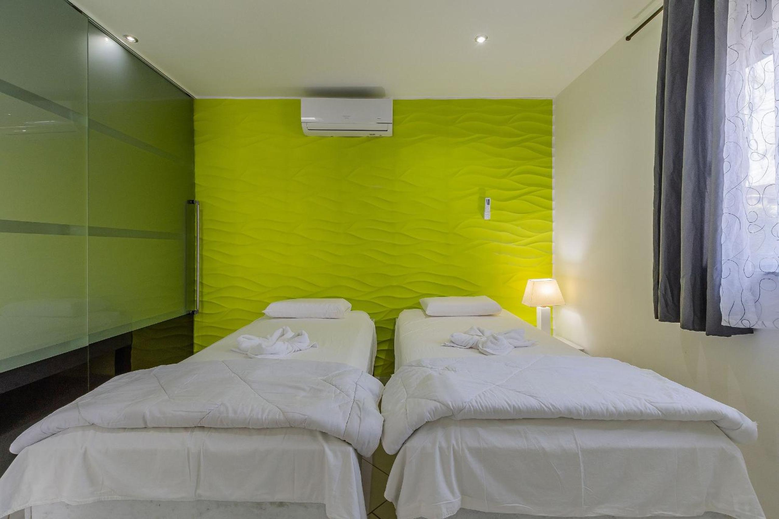 Casa Com Piscina em Porto das Dunas by Carpediem
