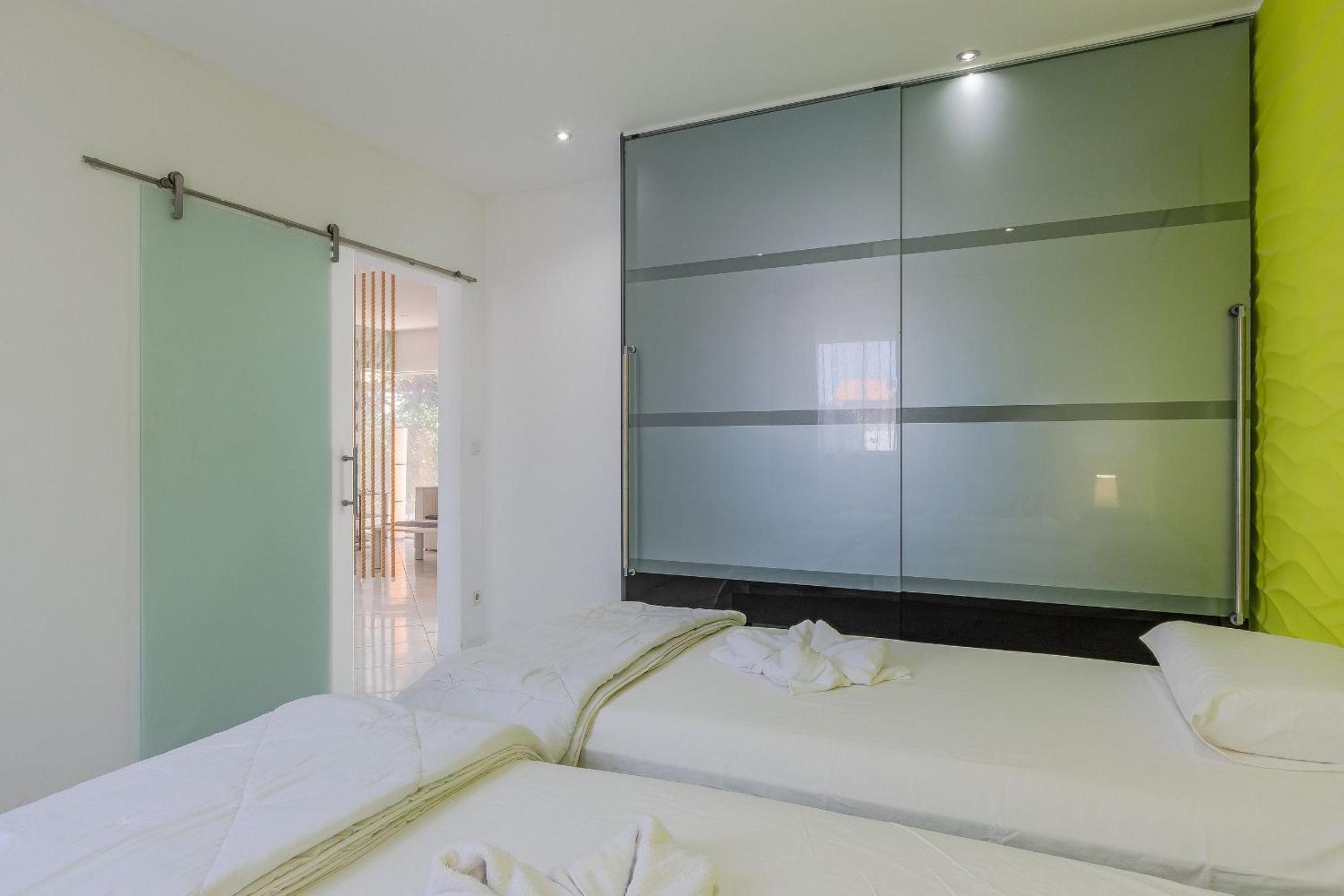 Casa Com Piscina em Porto das Dunas by Carpediem