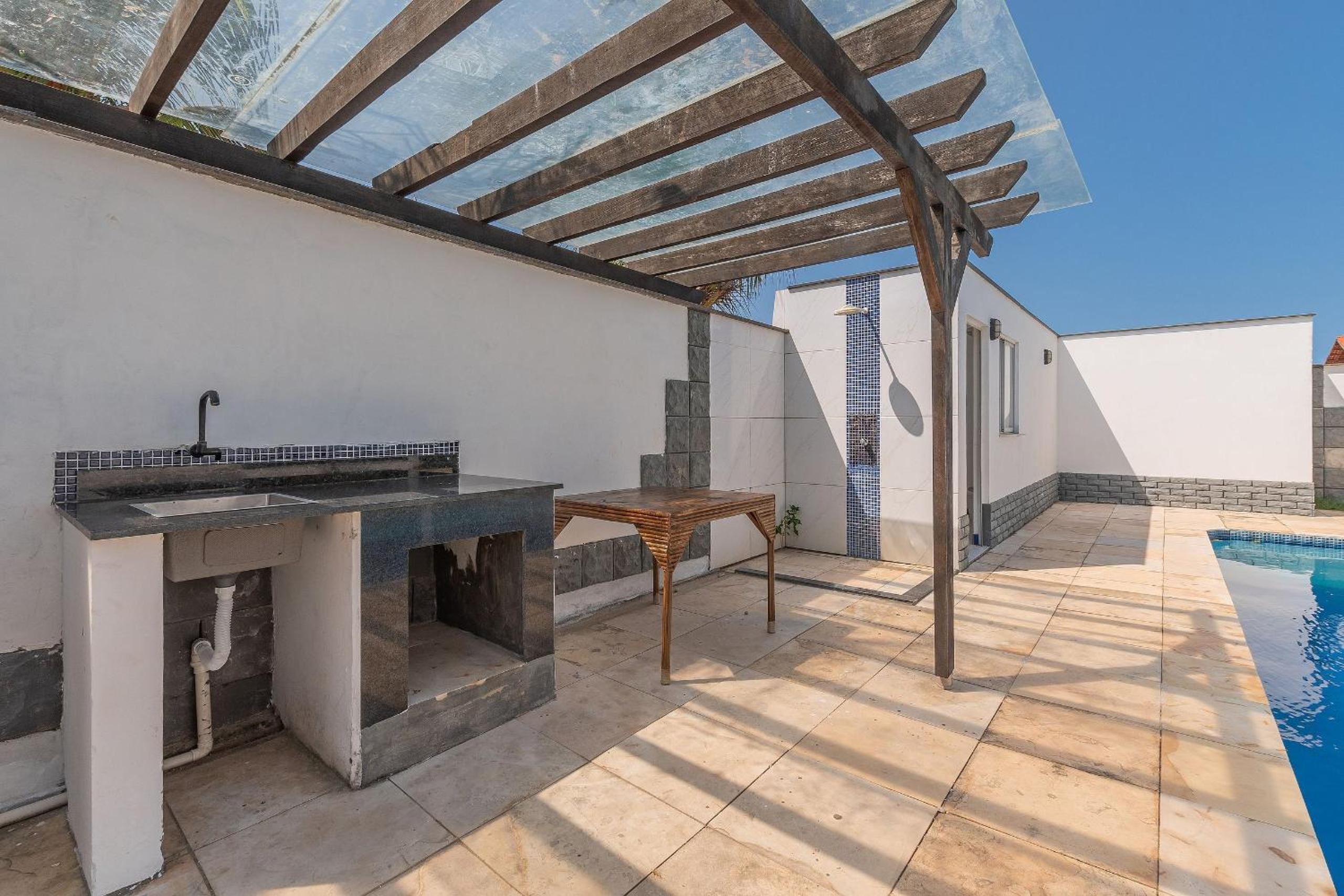 Casa Com Piscina em Porto das Dunas by Carpediem