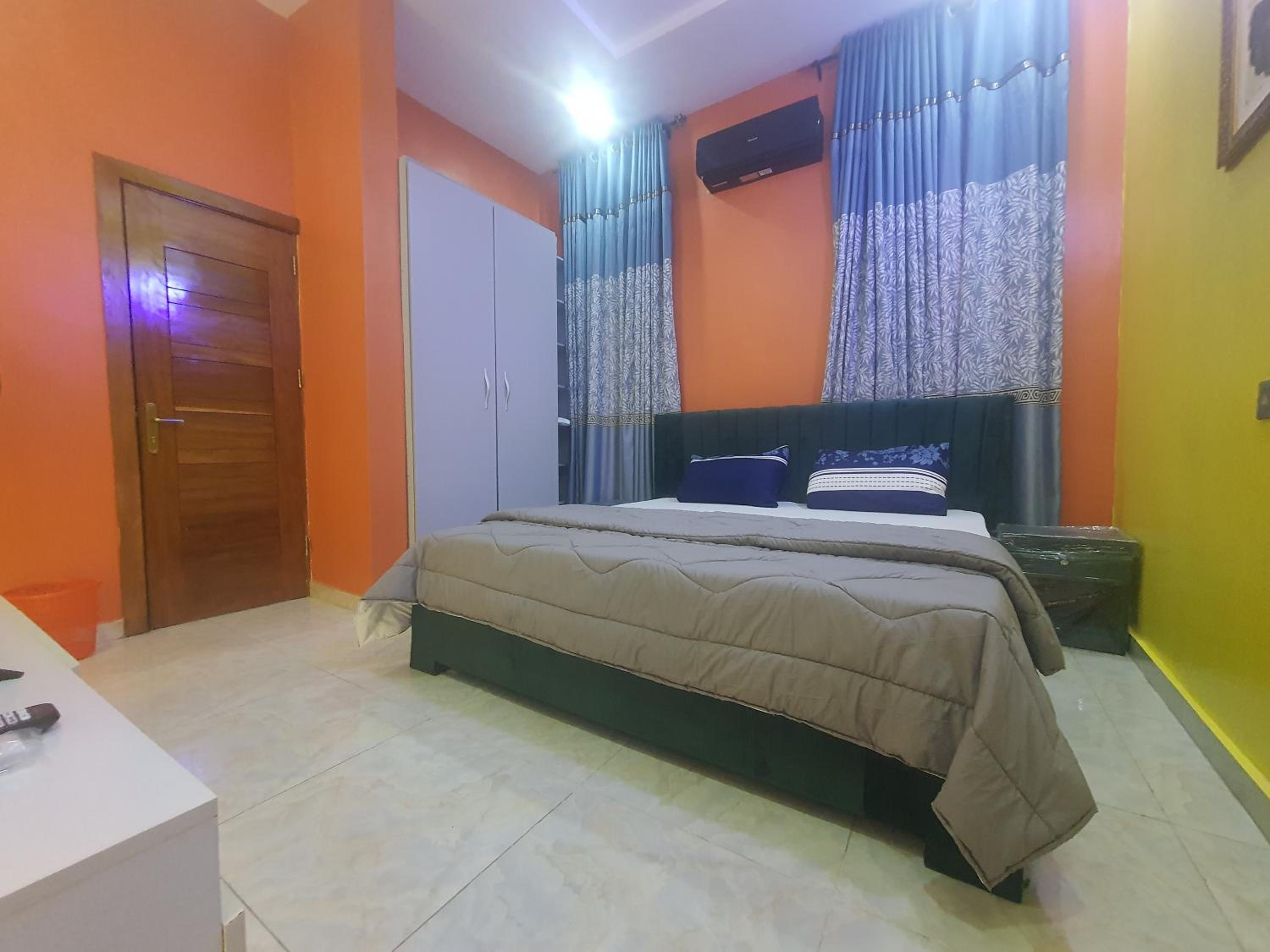 Lekki Luxury 5 Bedroom House Duplex in Lekki view 3