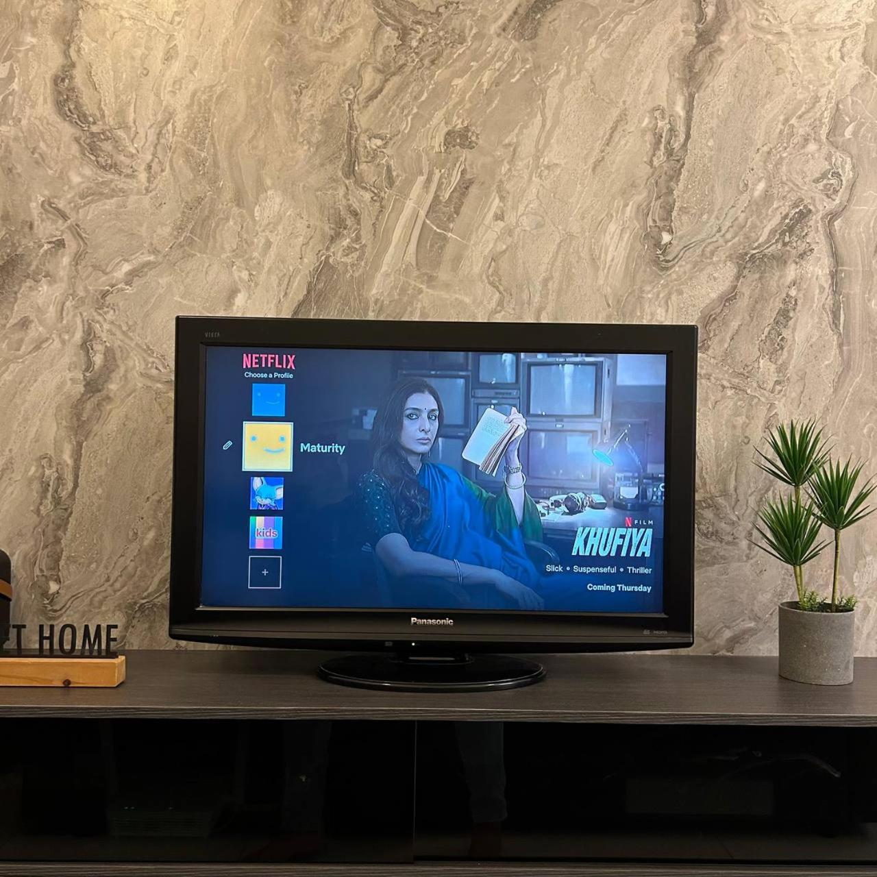 Paradigm Mall 1BR-Poolview-Netflix-WiFi by JB RelaX Homestay