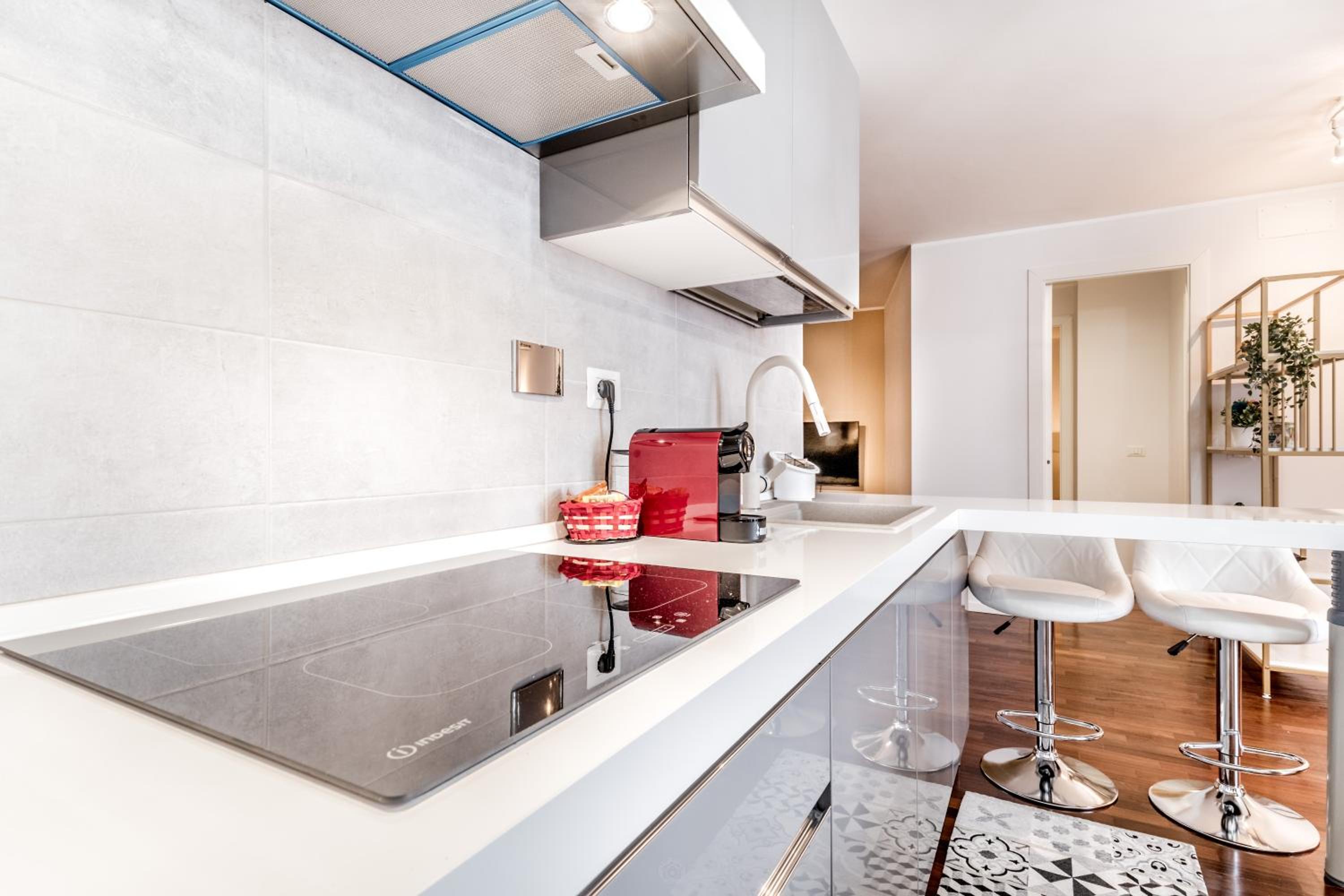 BBHOME Penthouse bright and elegant Metro Conca d'Oro