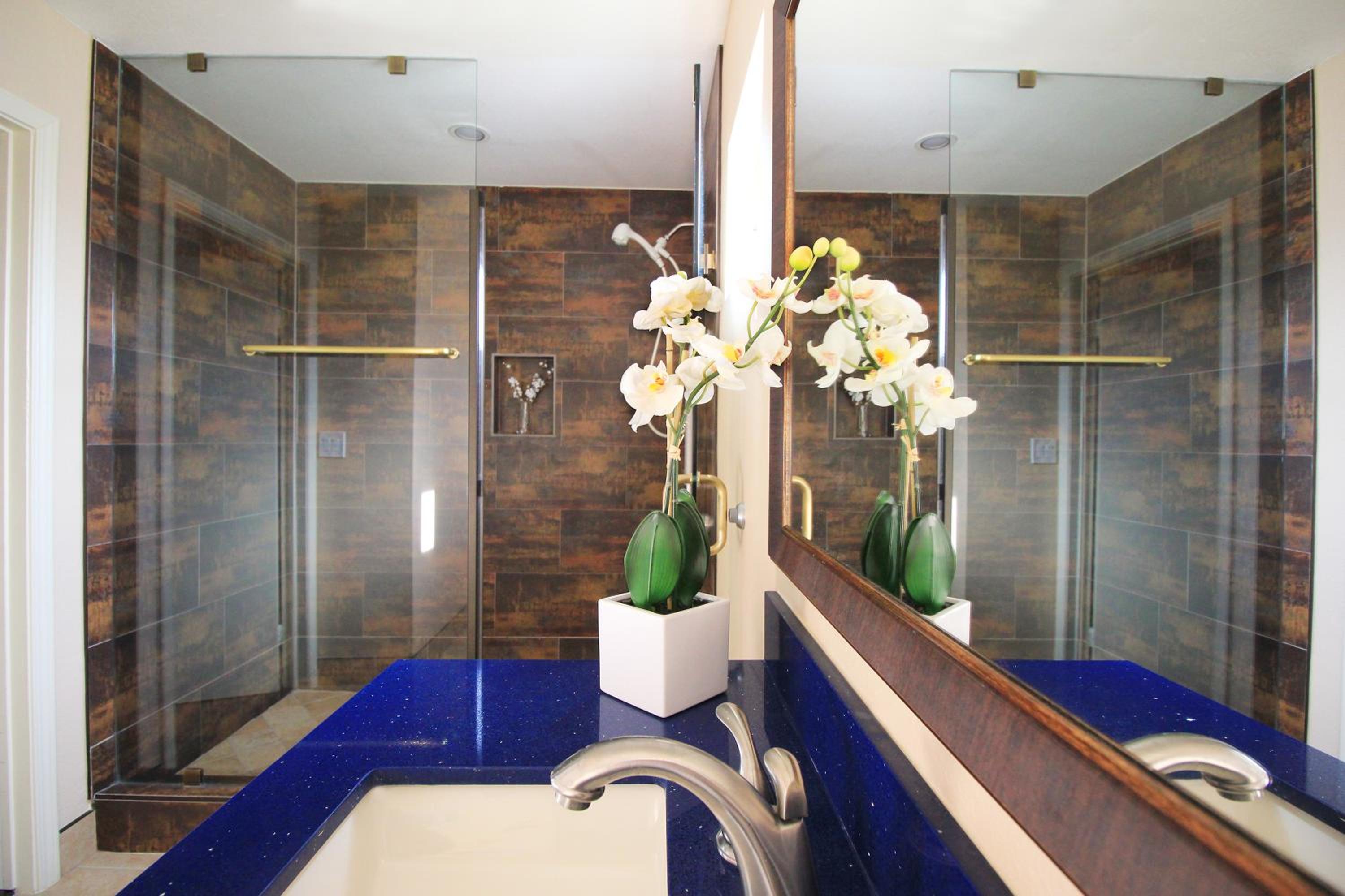 Colony Inn - North Hollywood - Hotel Near Universal Studios