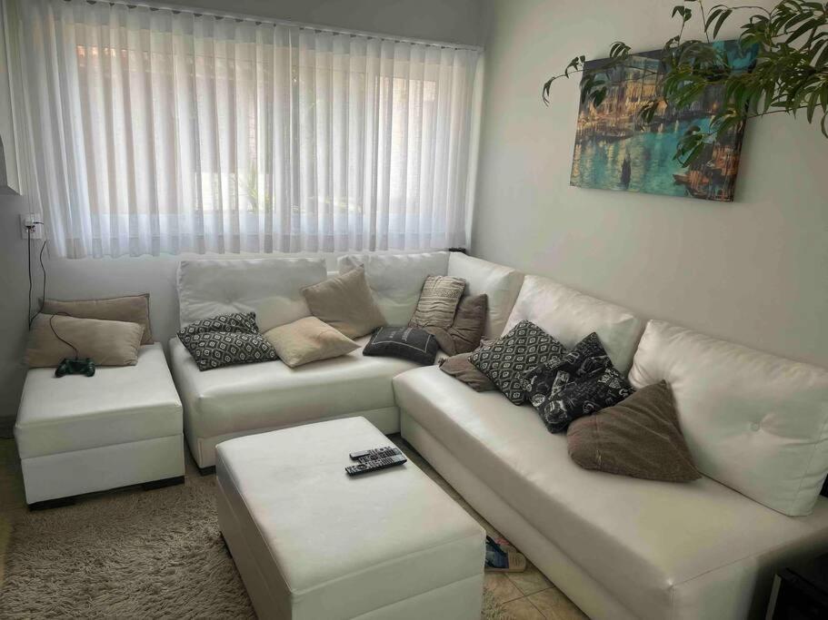 Casa Híper Equipada em residencial