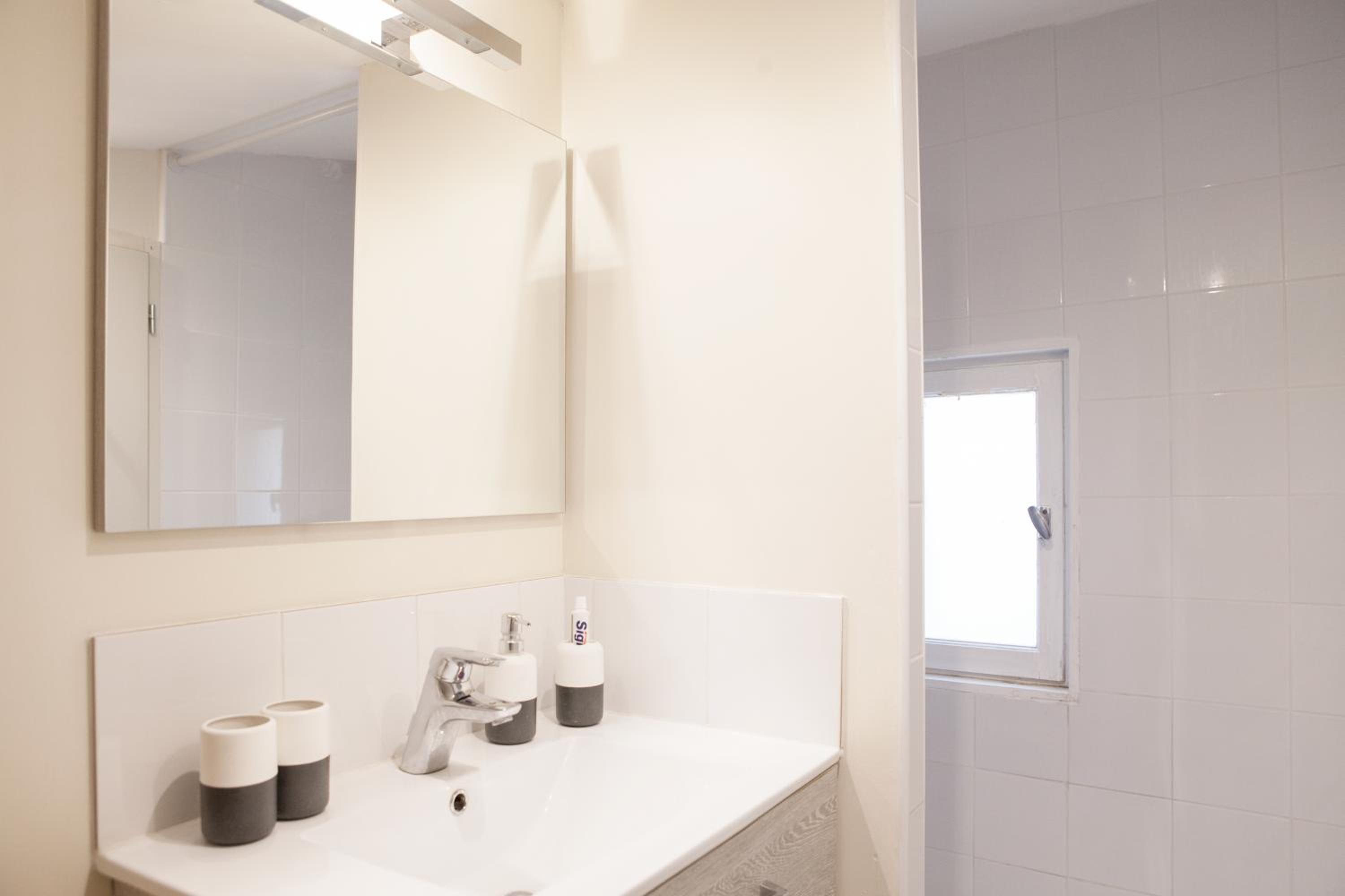 FREE Parking - Self Checkin - WIFI - DUPLEX LA FUSTERIE - SUPERBORDEAUX