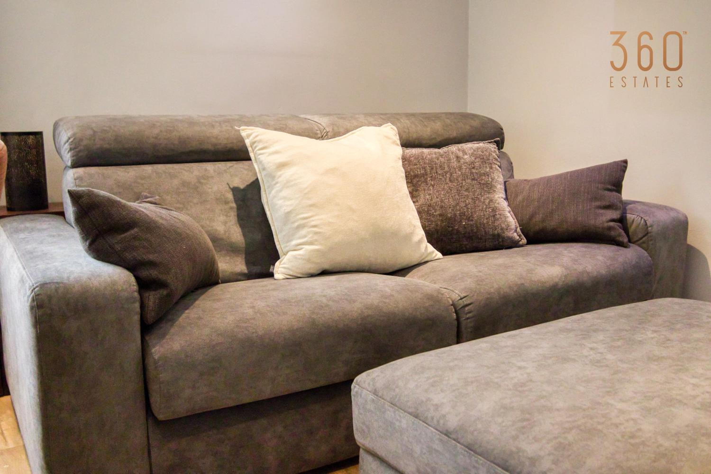 A lovely, designer & central 2BR home with WIFI by 360 Estates photo 4