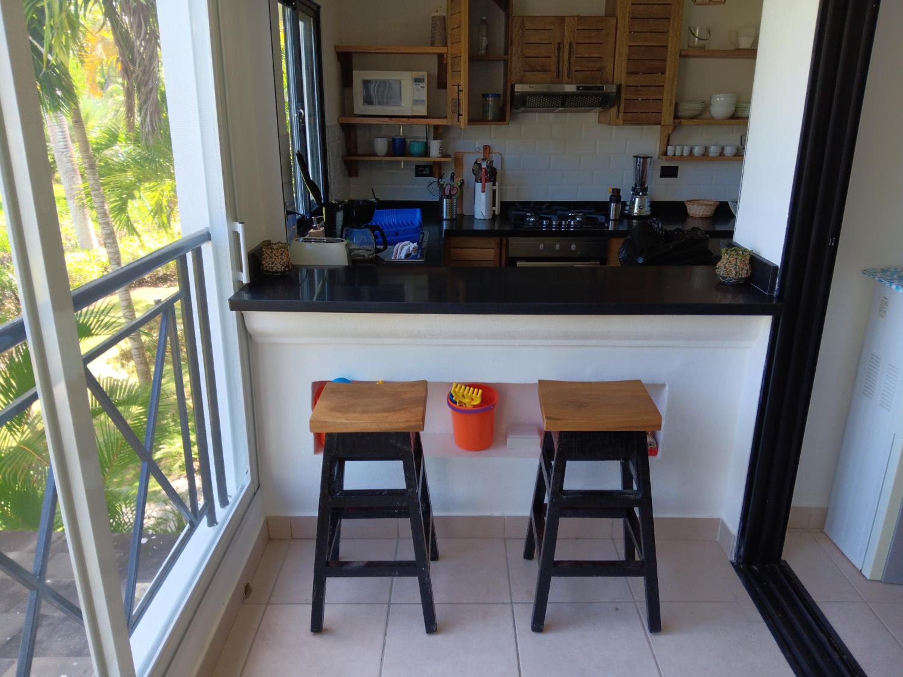 Bonita Village Beachfront Apt with Pool & Balcony